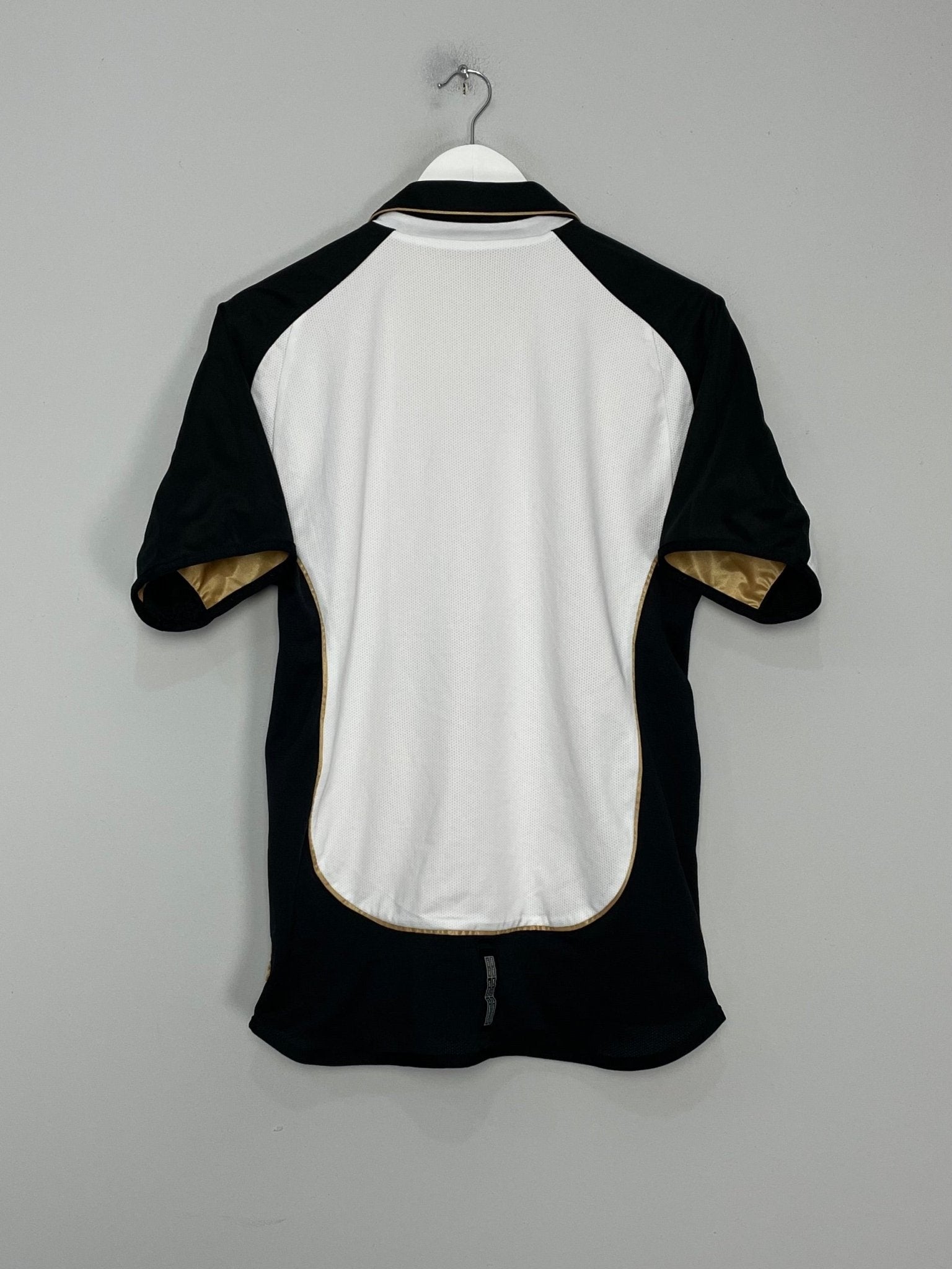 Shop 2001/02 MANCHESTER UNITED *CENTENARY* AWAY/THIRD SHIRT (S) UMBRO, classic football shirts, vintage football shirts & retro soccer jerseys at Cult Kits
