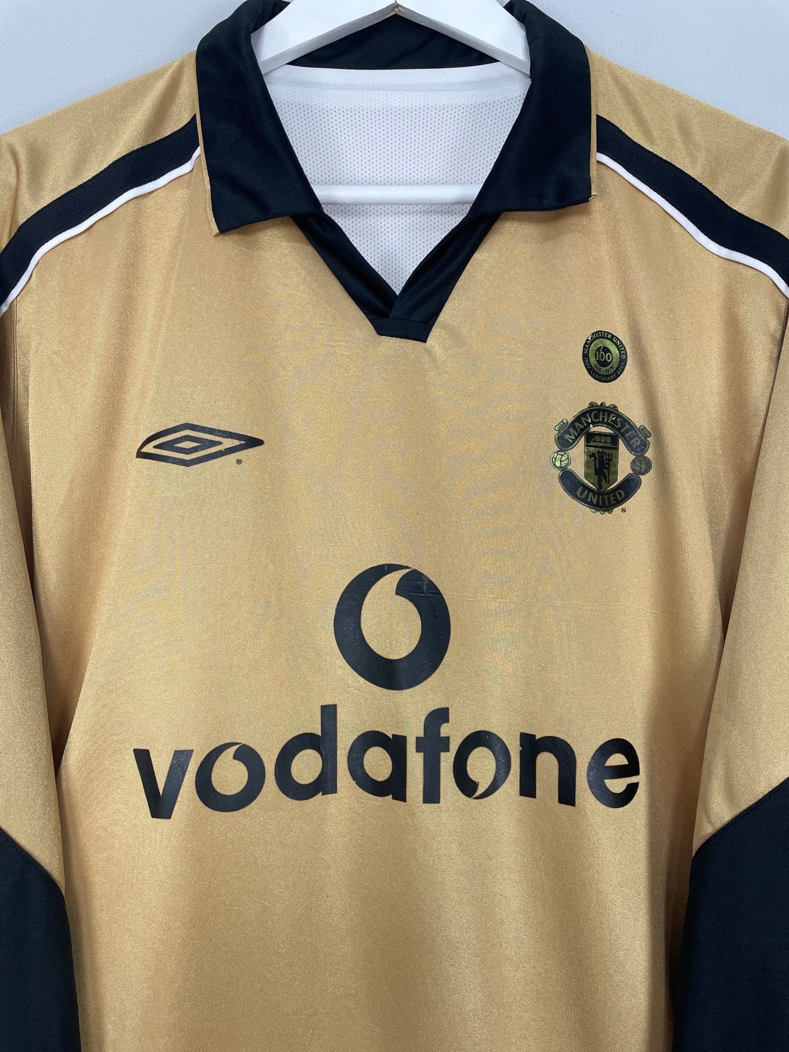 Shop 2001/02 MANCHESTER UNITED *CENTENARY* L/S AWAY/THIRD SHIRT (XL) UMBRO, classic football shirts, vintage football shirts & retro soccer jerseys at Cult Kits