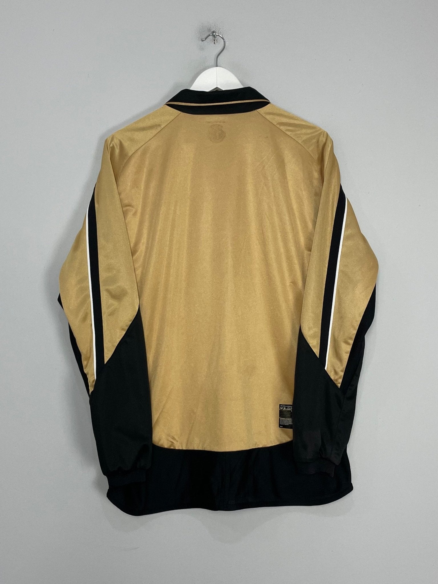 Shop 2001/02 MANCHESTER UNITED *CENTENARY* L/S AWAY/THIRD SHIRT (XL) UMBRO, classic football shirts, vintage football shirts & retro soccer jerseys at Cult Kits