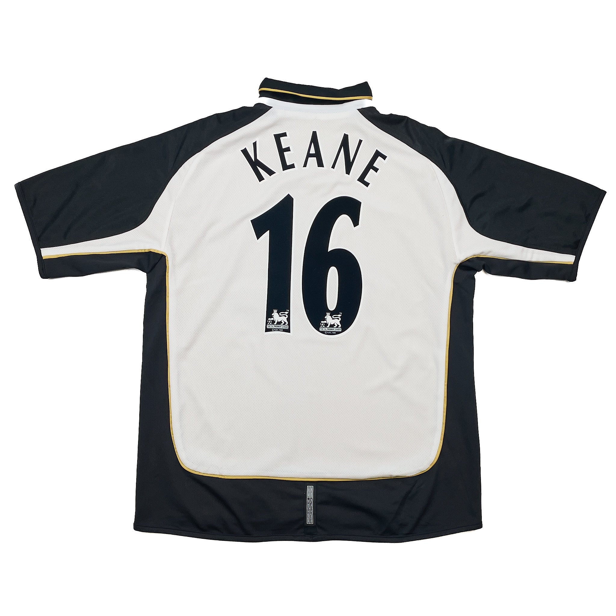 Buy 2001/02 MANCHESTER UNITED KEANE 16 *CENTENARY* AWAY/THIRD SHIRT (M) UMBRO ~ Free worldwide shipping available ~ Authentic Vintage Football Shirts from Cult Kits
