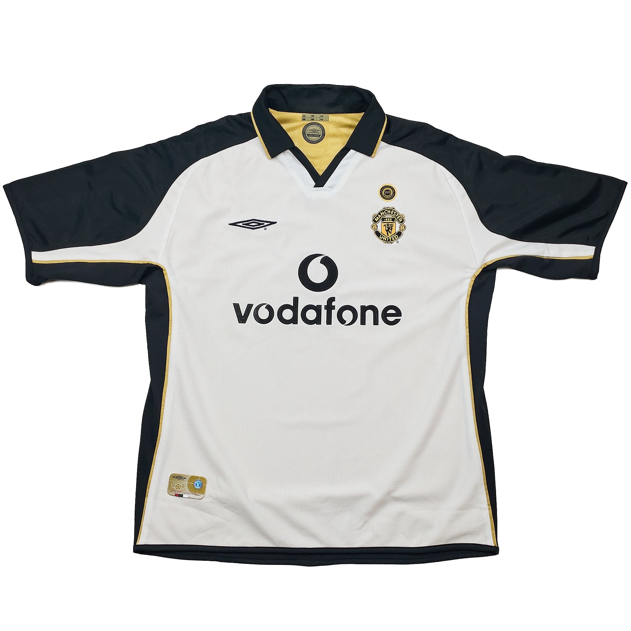 Buy 2001/02 MANCHESTER UNITED KEANE 16 *CENTENARY* AWAY/THIRD SHIRT (M) UMBRO ~ Free worldwide shipping available ~ Authentic Vintage Football Shirts from Cult Kits