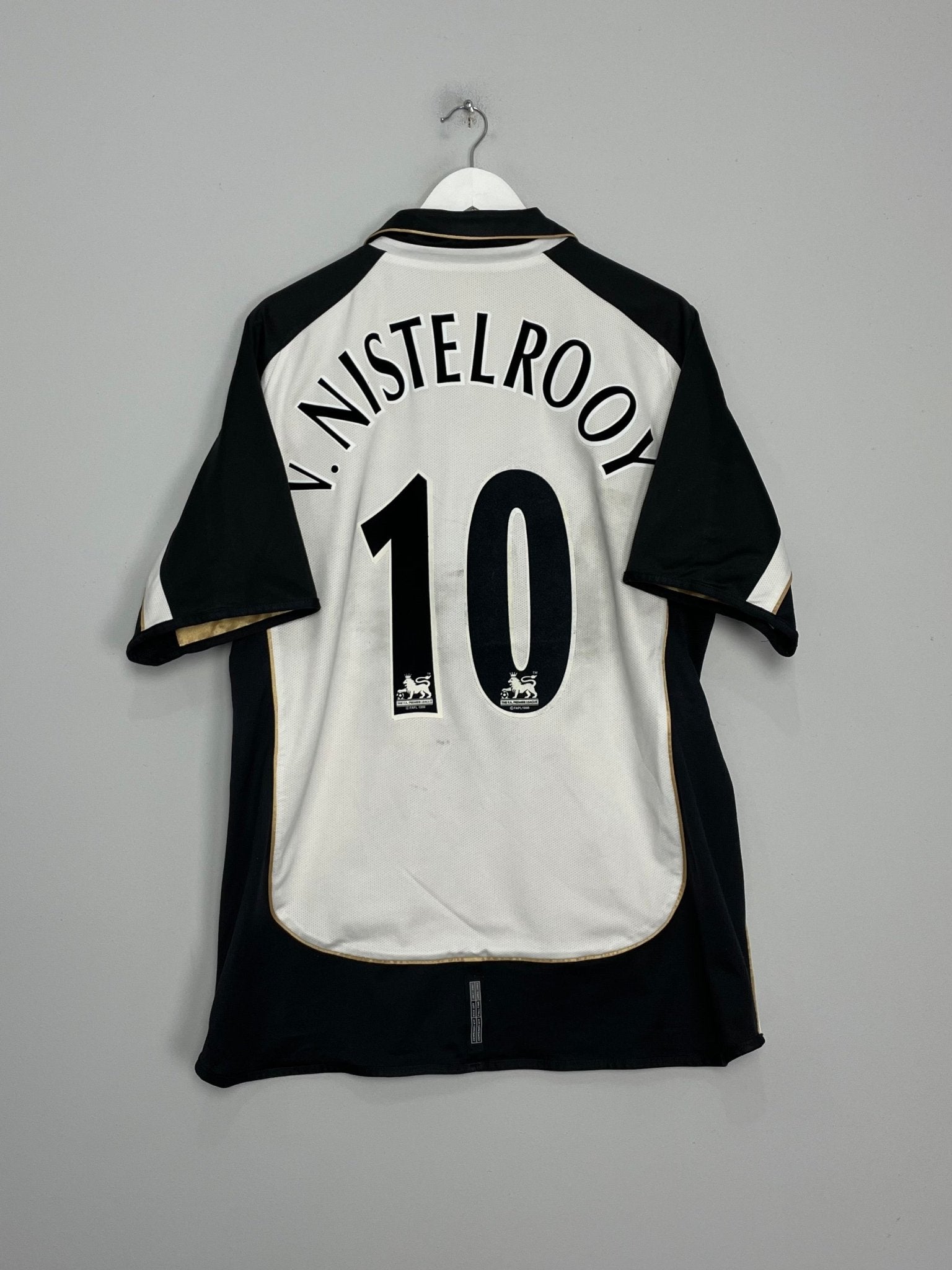 Shop 2001/02 MANCHESTER UNITED V.NISTELROOY #10 CENTENARY AWAY/THIRD SHIRT (L) UMBRO, classic football shirts, vintage football shirts & retro soccer jerseys at Cult Kits
