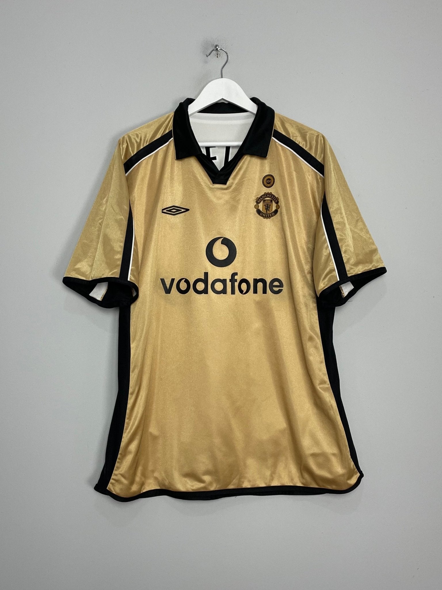 Shop 2001/02 MANCHESTER UNITED V.NISTELROOY #10 CENTENARY AWAY/THIRD SHIRT (L) UMBRO, classic football shirts, vintage football shirts & retro soccer jerseys at Cult Kits