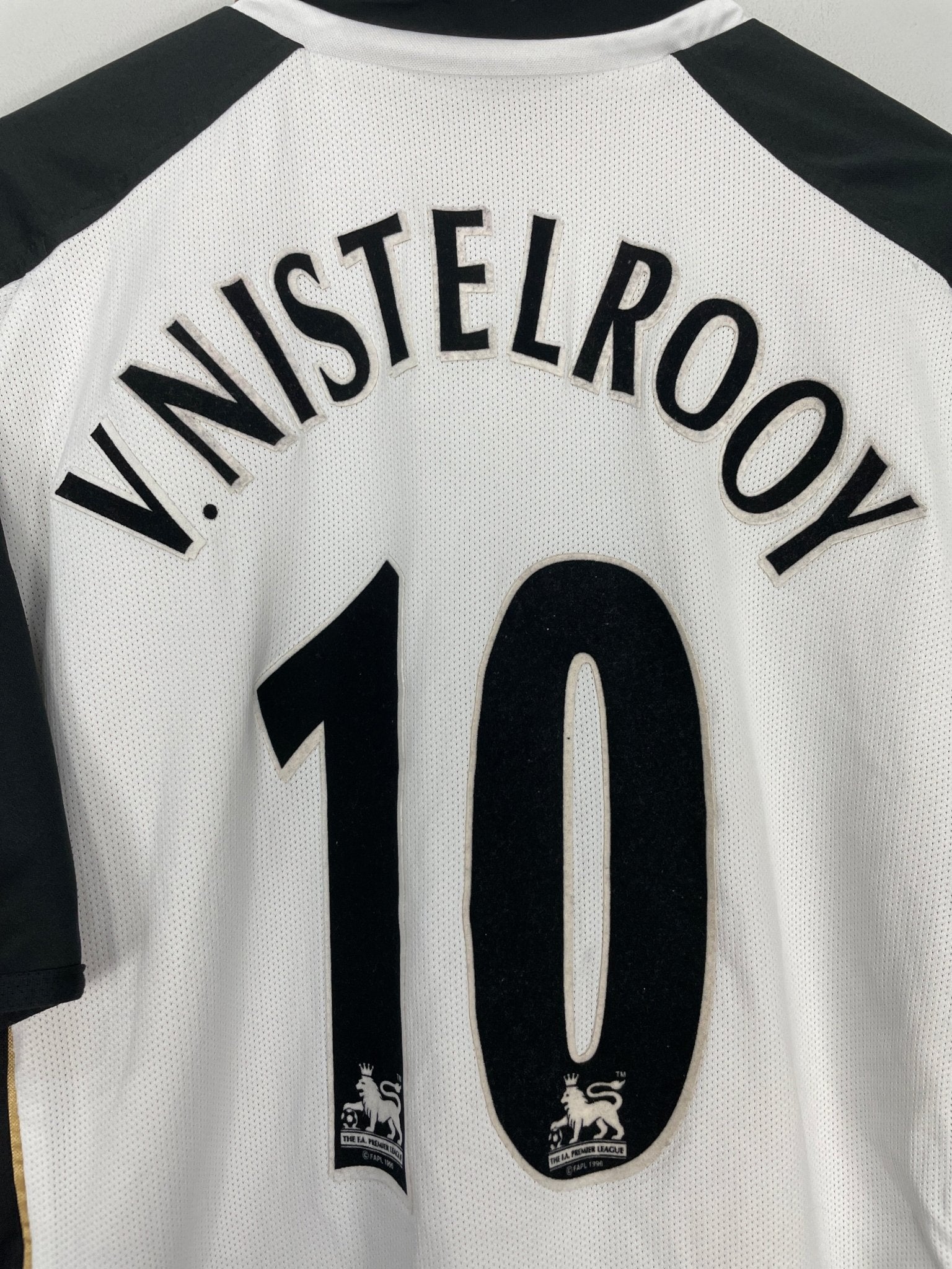 Shop 2001/02 MANCHESTER UNITED V.NISTELROOY #10 *CENTENARY* AWAY/THIRD SHIRT (XL) UMBRO, classic football shirts, vintage football shirts & retro soccer jerseys at Cult Kits