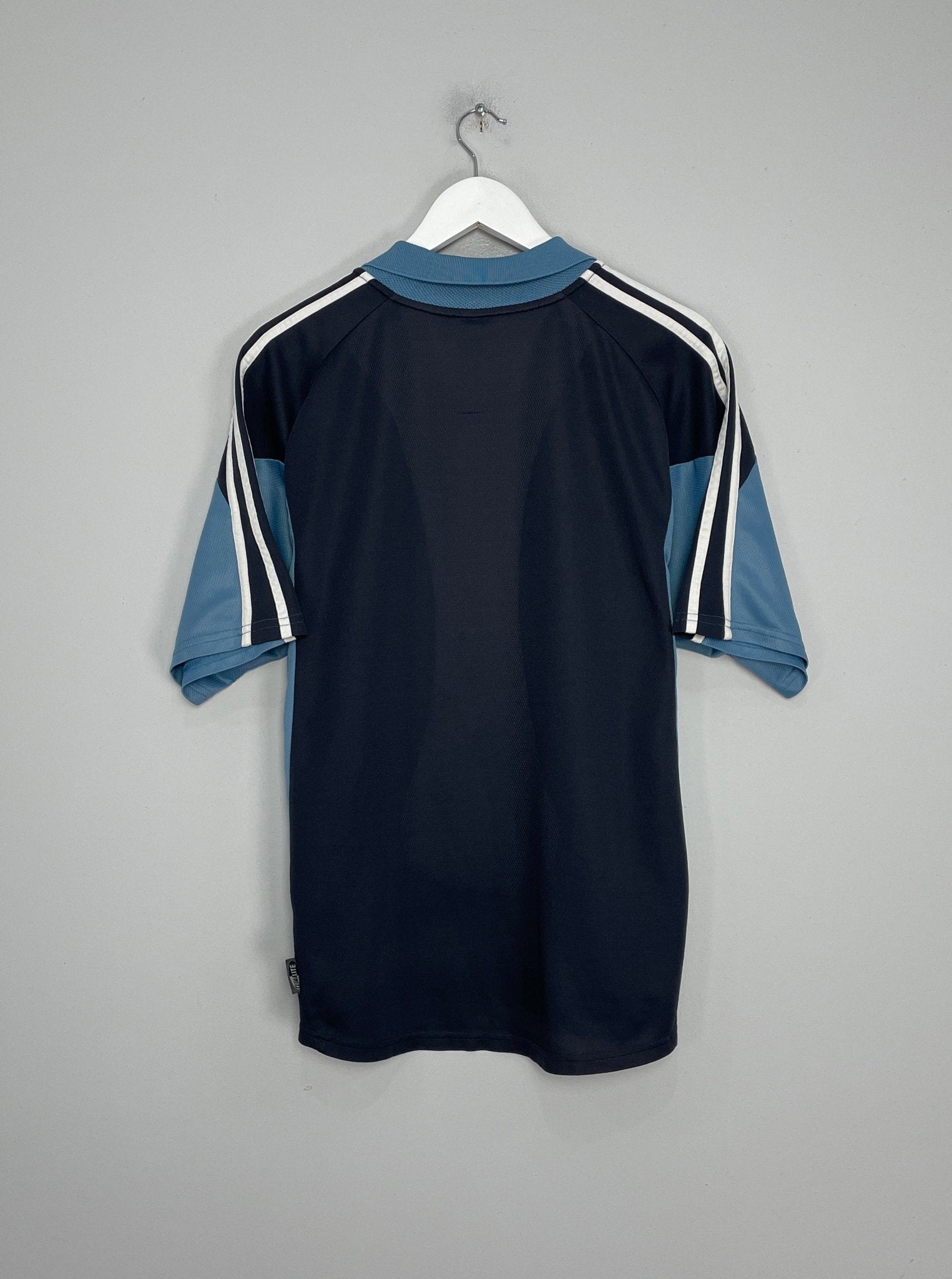Shop 2001/02 MARSEILLE AWAY SHIRT (L) ADIDAS, classic football shirts, vintage football shirts & retro soccer jerseys at Cult Kits