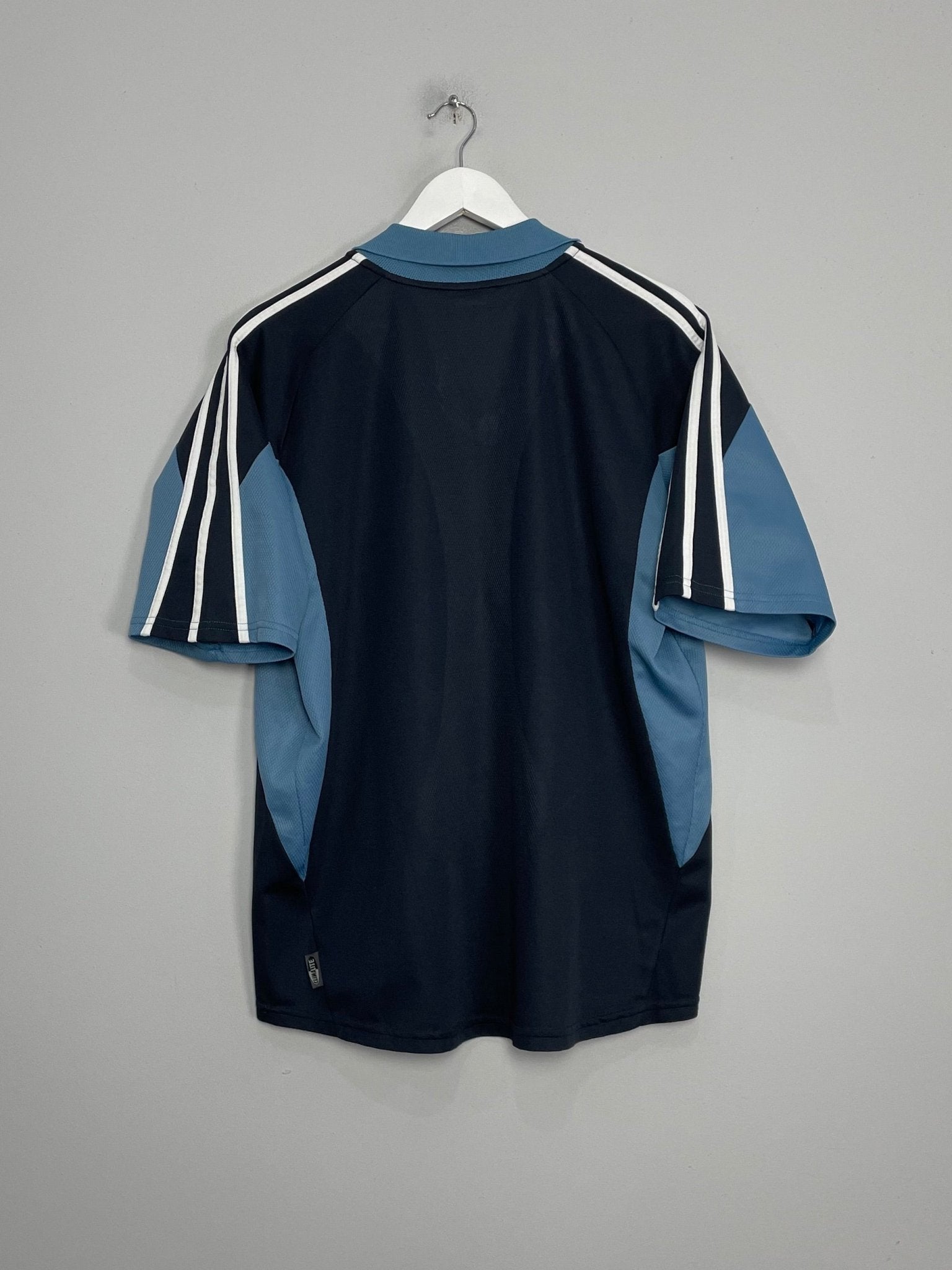 Shop 2001/02 MARSEILLE AWAY SHIRT (L) ADIDAS, classic football shirts, vintage football shirts & retro soccer jerseys at Cult Kits