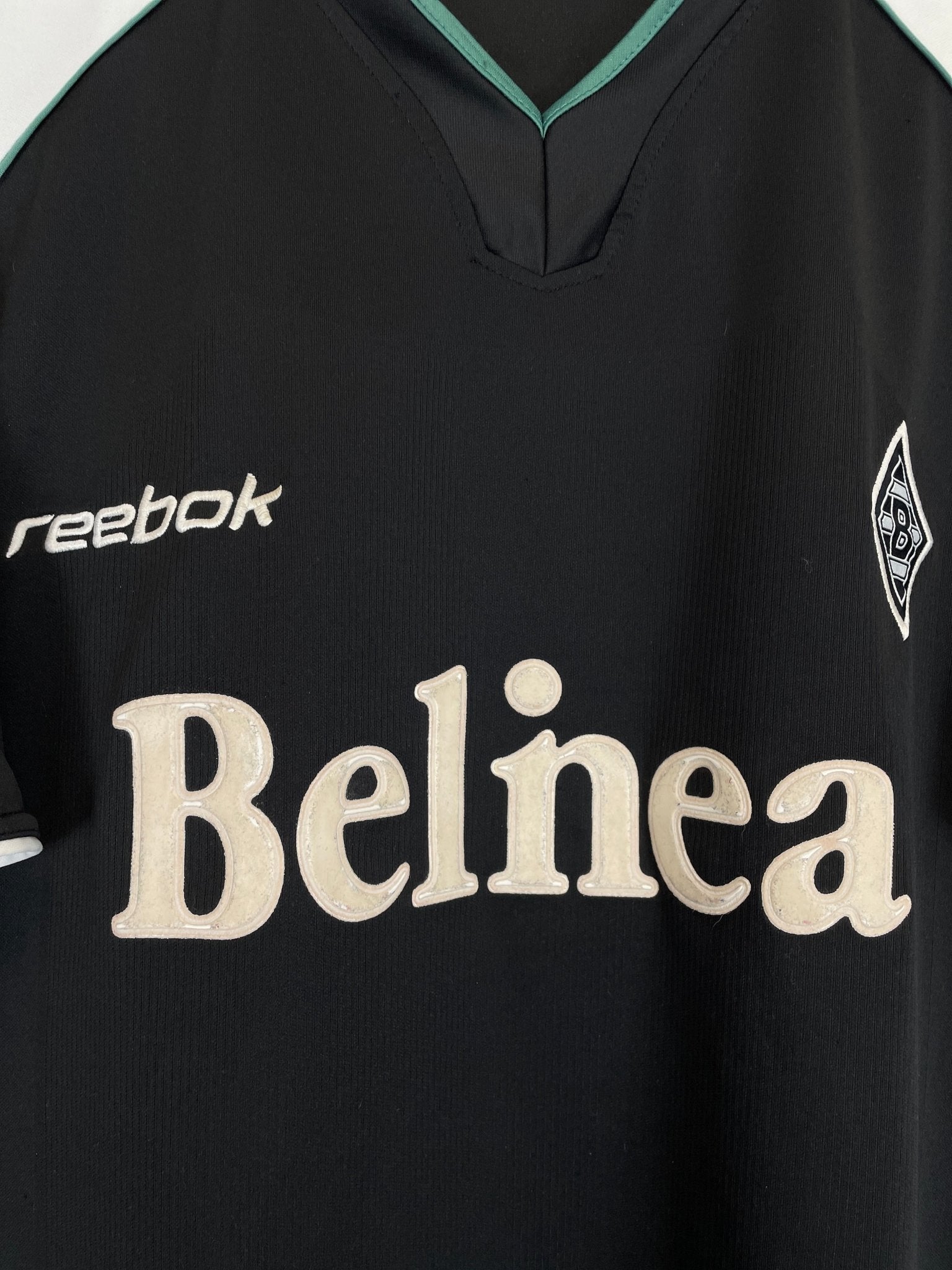 Shop 2001/02 MONCHENGLADBACH AWAY SHIRT (M) REEBOK, classic football shirts, vintage football shirts & retro soccer jerseys at Cult Kits