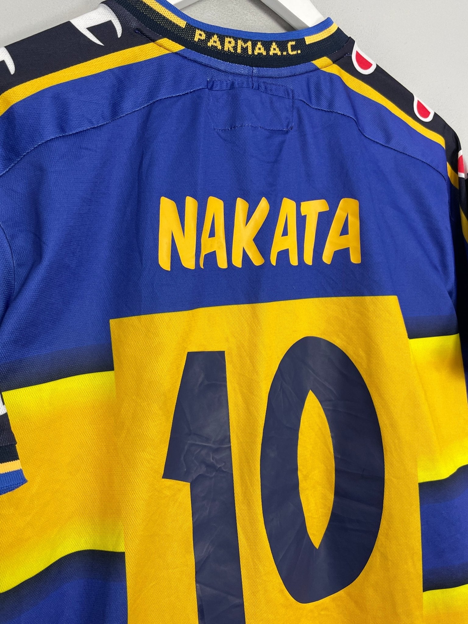 Shop 2001/02 PARMA NAKATA #10 HOME SHIRT (XL) CHAMPION, classic football shirts, vintage football shirts & retro soccer jerseys at Cult Kits