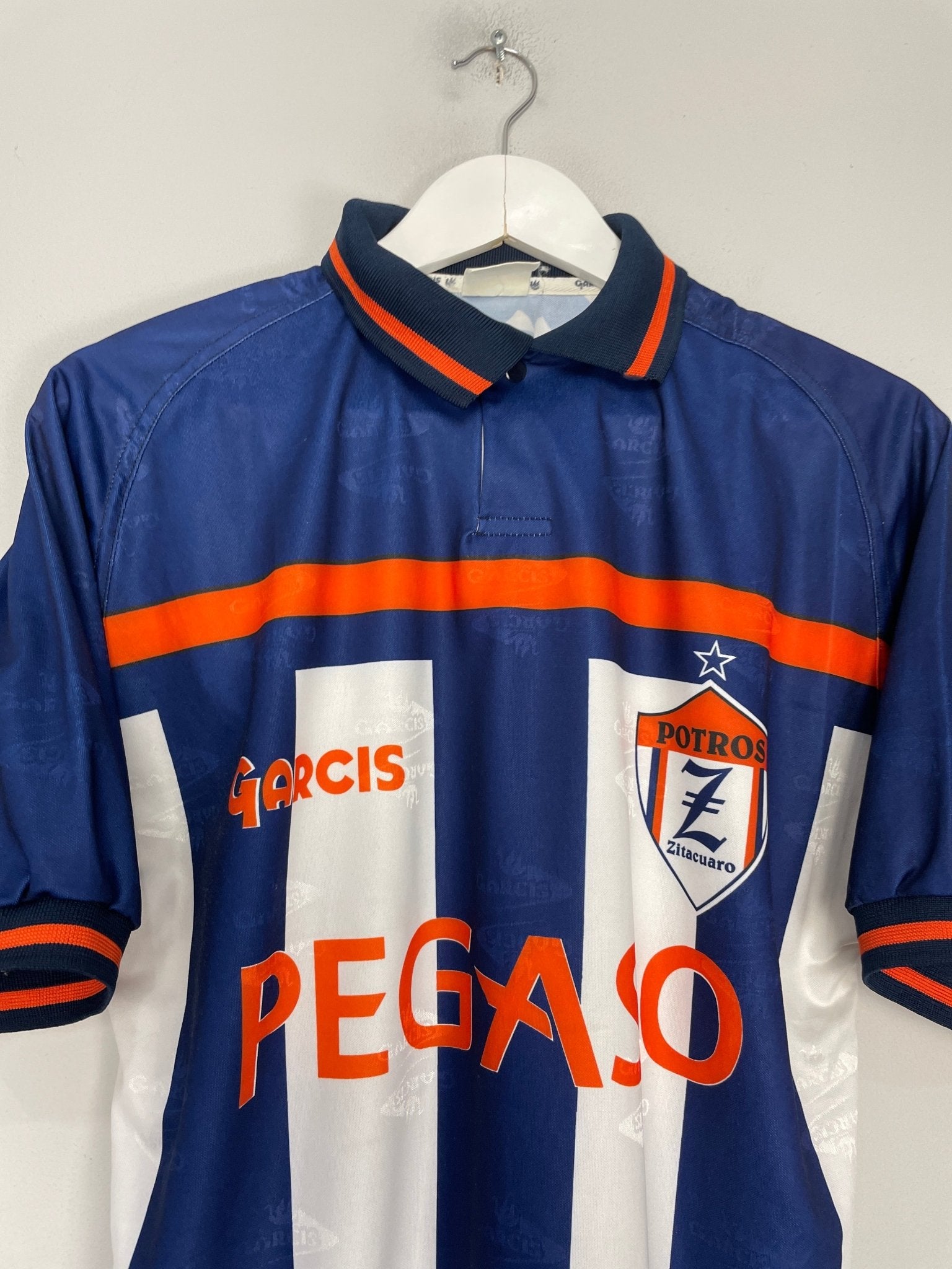 Shop 2001/02 POTROS ZITACUARO #8 AWAY SHIRT (L) GARCIS, classic football shirts, vintage football shirts & retro soccer jerseys at Cult Kits