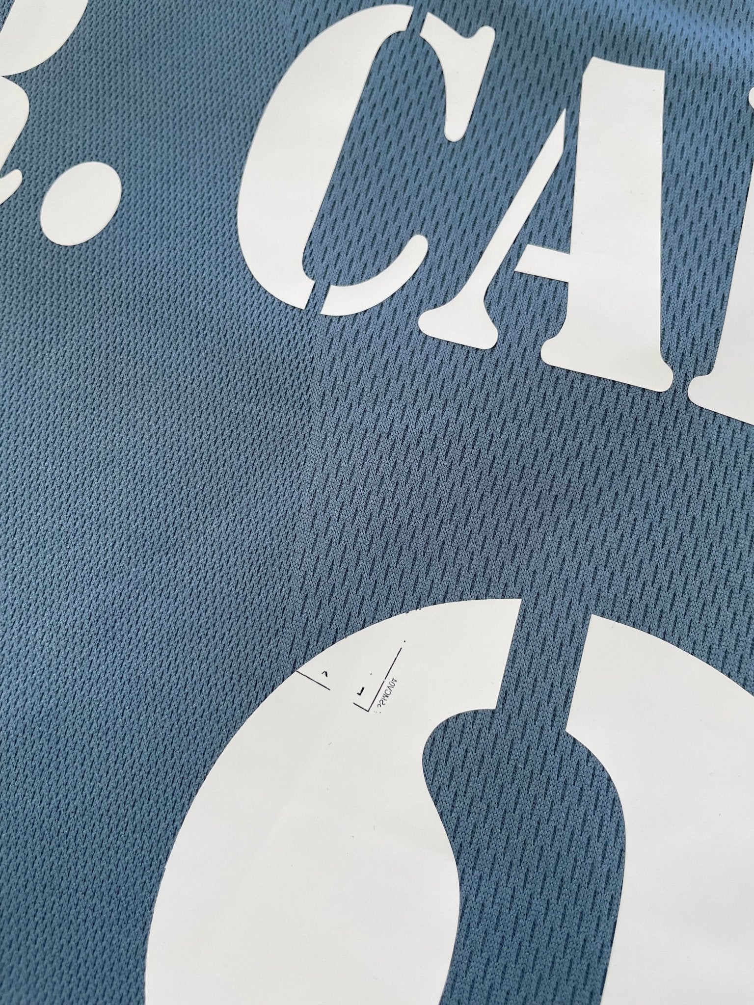 Buy 2001/02 Real Madrid R. Carlos 3 Third Shirt (M) Adidas ~ Free worldwide shipping ~ Authentic Vintage Football Shirts from Cult Kits