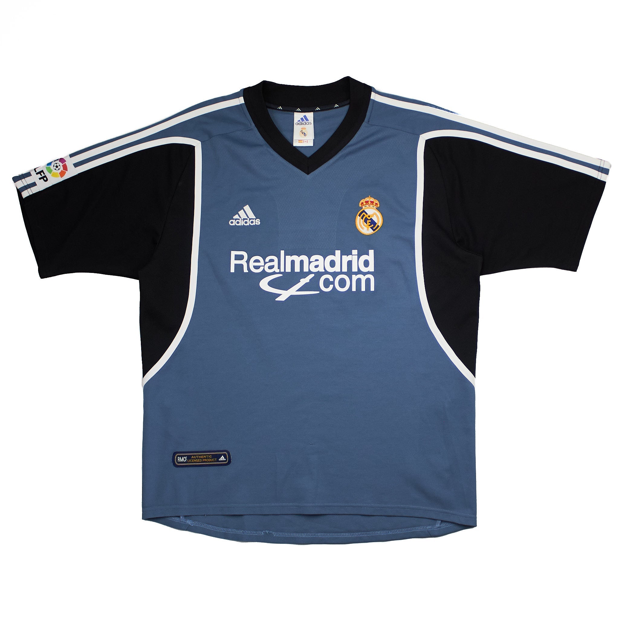 Buy 2001/02 Real Madrid R. Carlos 3 Third Shirt (M) Adidas ~ Free worldwide shipping ~ Authentic Vintage Football Shirts from Cult Kits