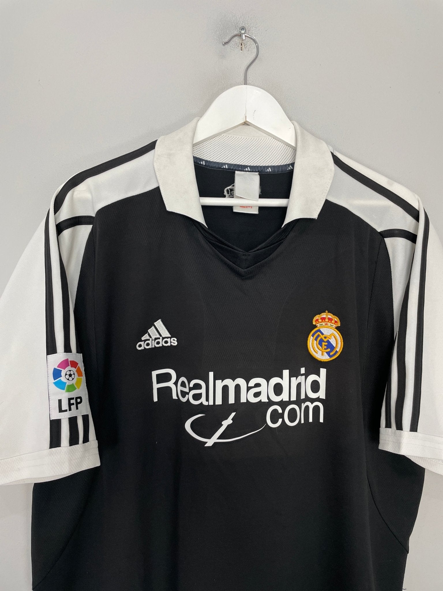 Shop 2001/02 REAL MADRID R.CARLOS #3 AWAY SHIRT (L) ADIDAS, classic football shirts, vintage football shirts & retro soccer jerseys at Cult Kits