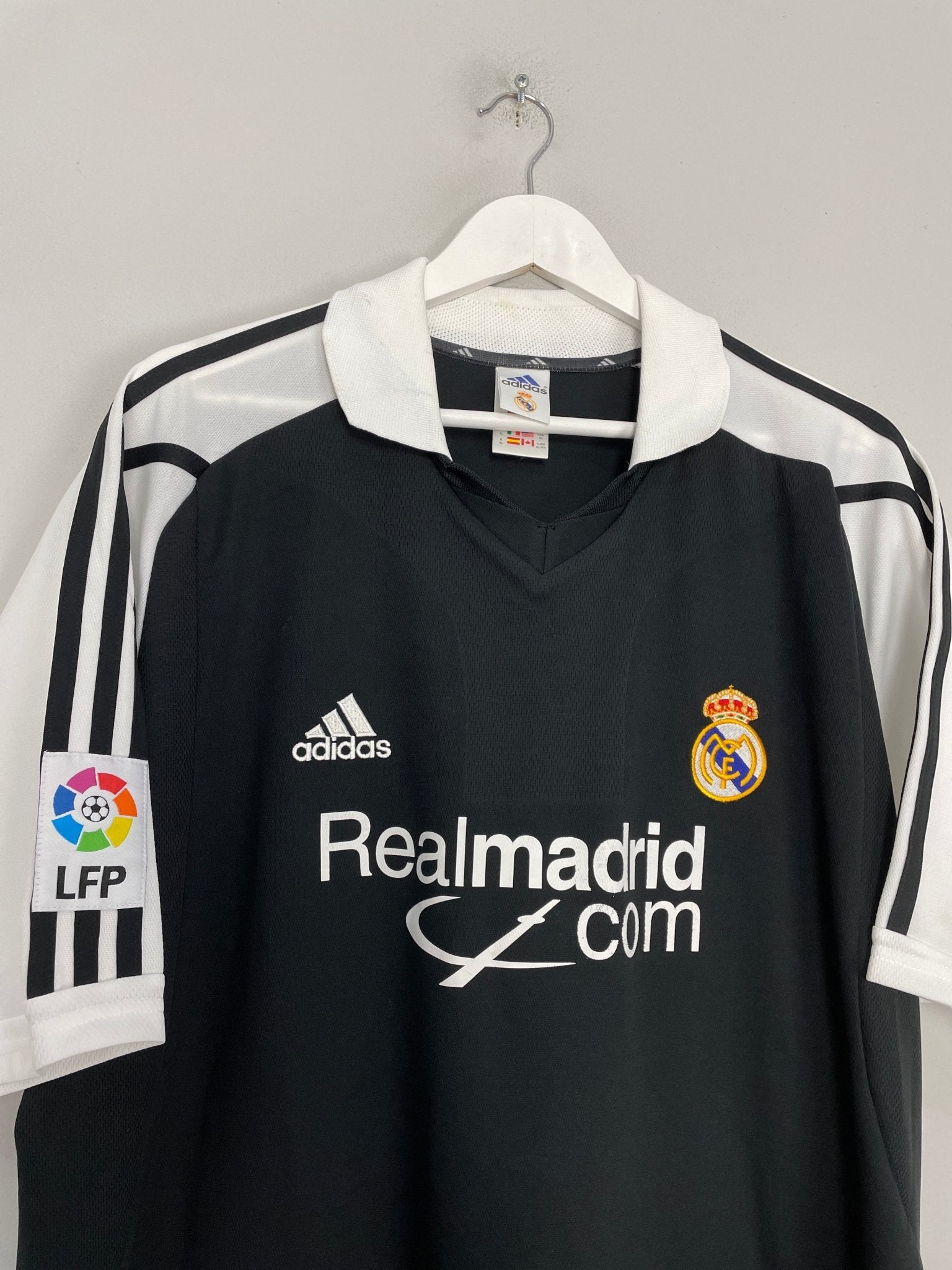 Shop 2001/02 REAL MADRID ZIDANE #5 AWAY SHIRT (XL) ADIDAS, classic football shirts, vintage football shirts & retro soccer jerseys at Cult Kits