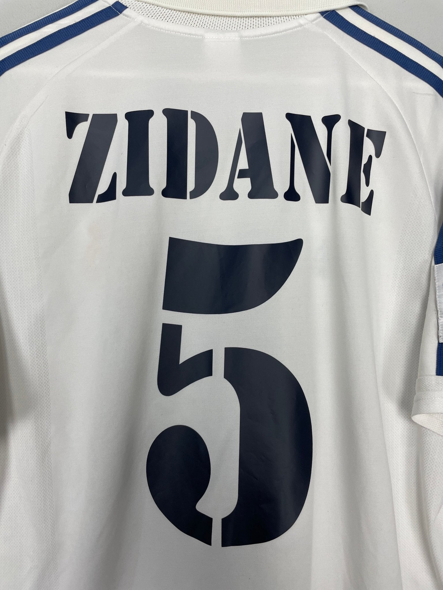 Shop 2001/02 REAL MADRID ZIDANE #5 HOME SHIRT (L) ADIDAS, classic football shirts, vintage football shirts & retro soccer jerseys at Cult Kits