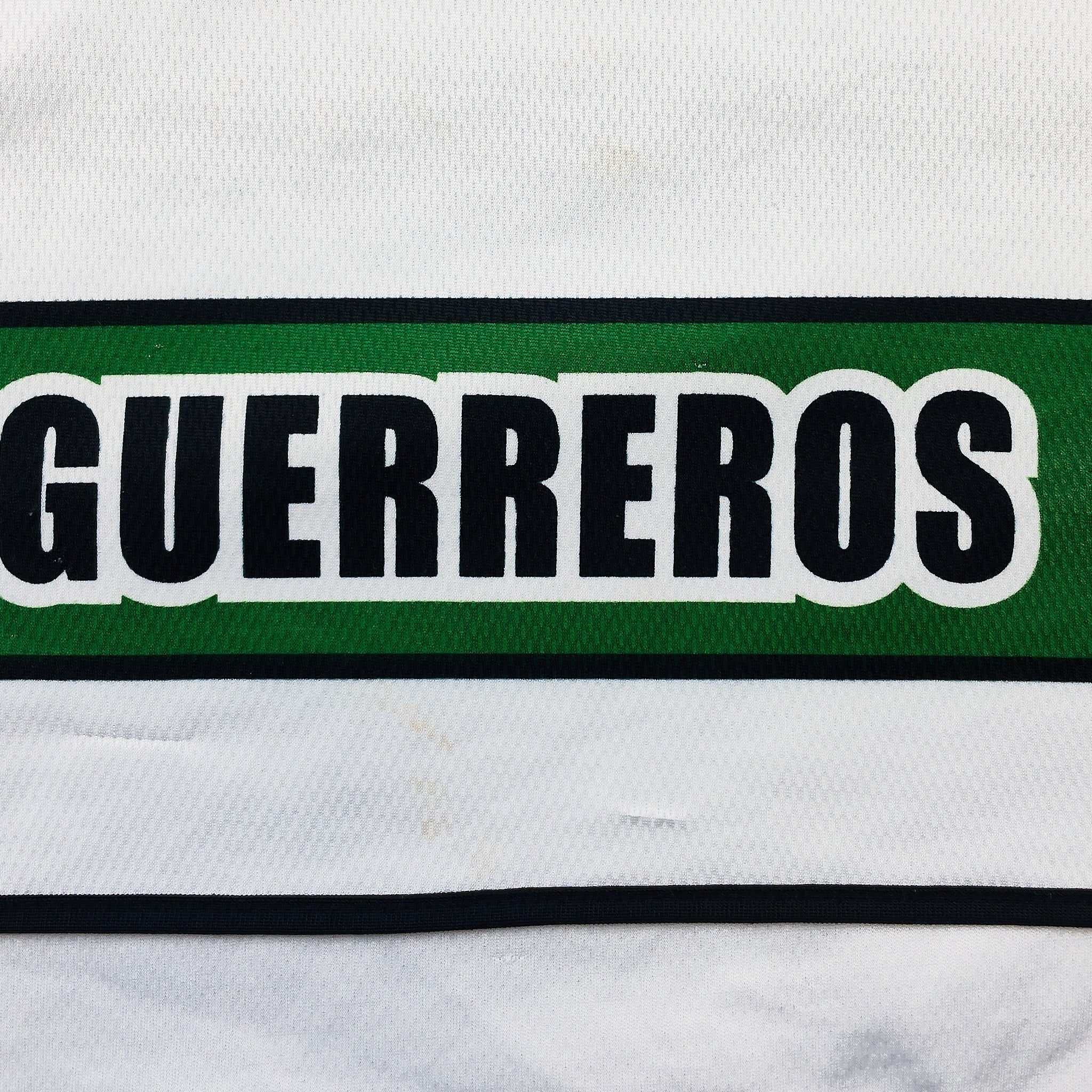 Buy 2001/02 Santos Laguna Home Shirt (L) Corona Sport ~ Free worldwide shipping available ~ Authentic Vintage Football Shirts from Cult Kits