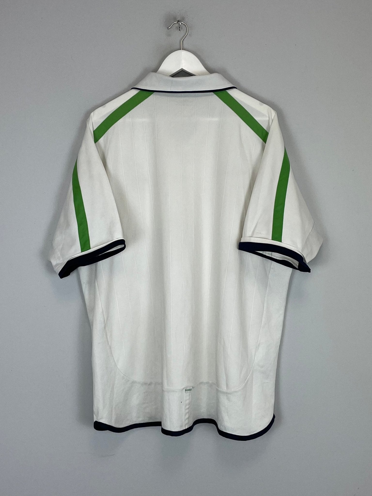 Shop 2001/02 ST ETIENNE AWAY SHIRT (XXL) UMBRO, classic football shirts, vintage football shirts & retro soccer jerseys at Cult Kits