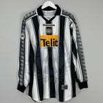 Shop 2001/02 UDINESE JORGENSEN #19 L/S *MATCH ISSUE* HOME SHIRT (XL) DIADORA, classic football shirts, vintage football shirts & retro soccer jerseys at Cult Kits