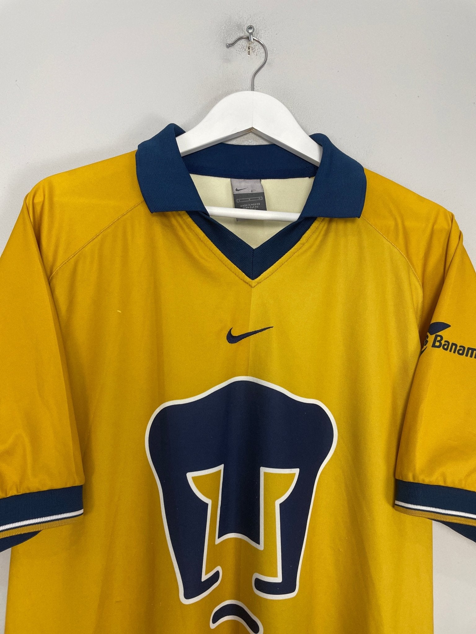 Shop 2001/02 UNAM PUMAS THIRD SHIRT (L) NIKE, classic football shirts, vintage football shirts & retro soccer jerseys at Cult Kits