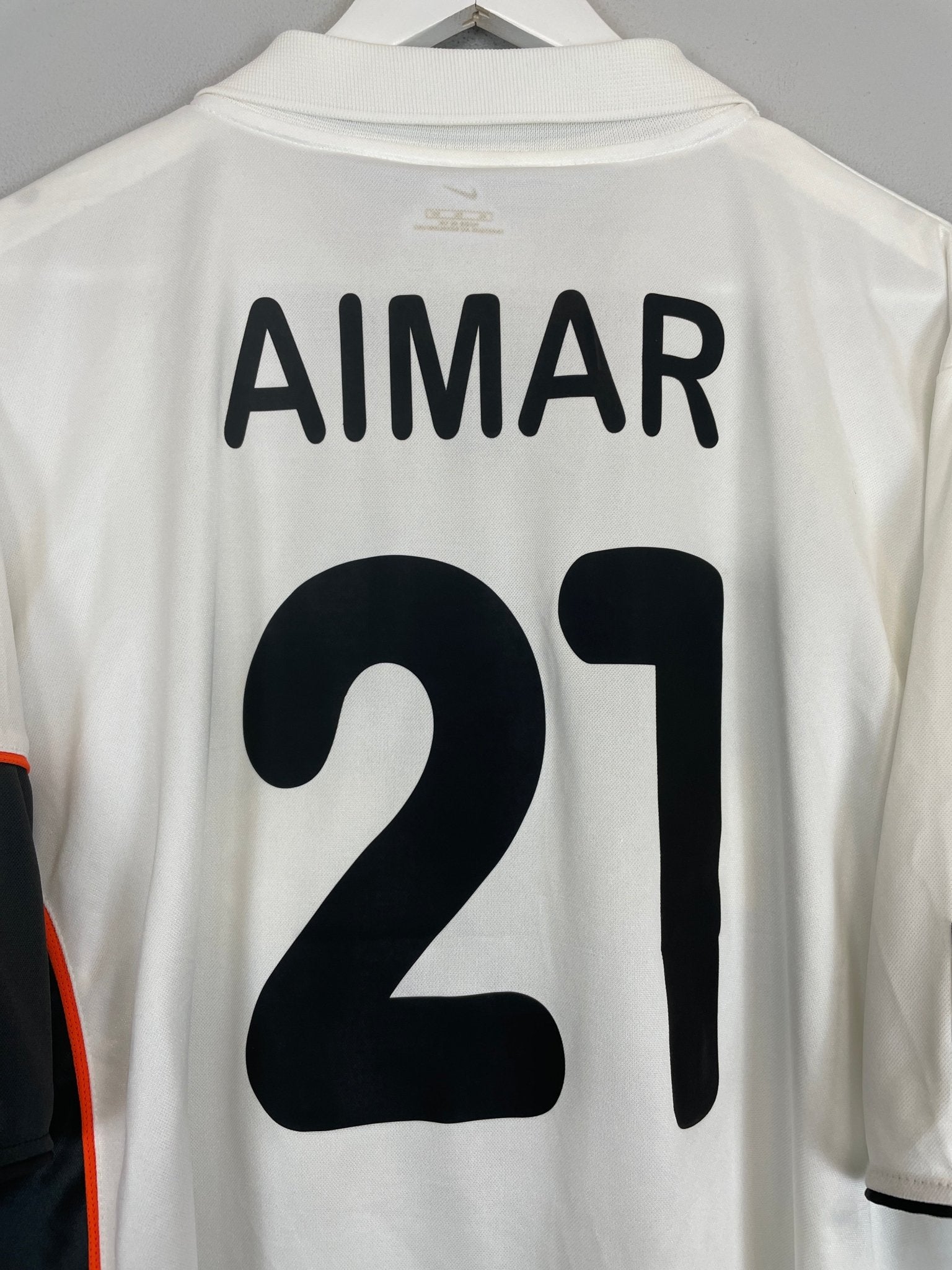 Shop 2001/02 VALENCIA AIMAR #21 *BNWT* HOME SHIRT (XL) NIKE, classic football shirts, vintage football shirts & retro soccer jerseys at Cult Kits