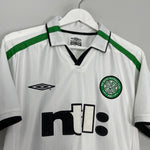 Shop 2001/03 CELTIC AWAY SHIRT (S) UMBRO, classic football shirts, vintage football shirts & retro soccer jerseys at Cult Kits