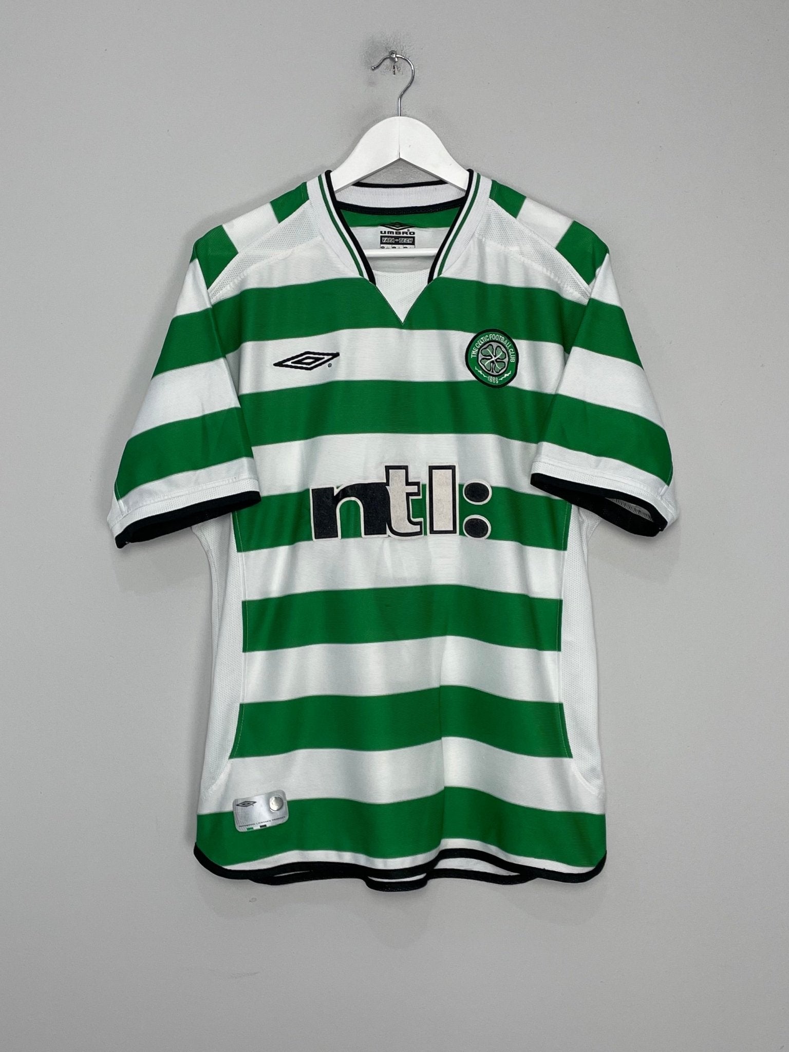 Shop 2001/03 CELTIC LARSSON #7 HOME SHIRT (L) UMBRO, classic football shirts, vintage football shirts & retro soccer jerseys at Cult Kits