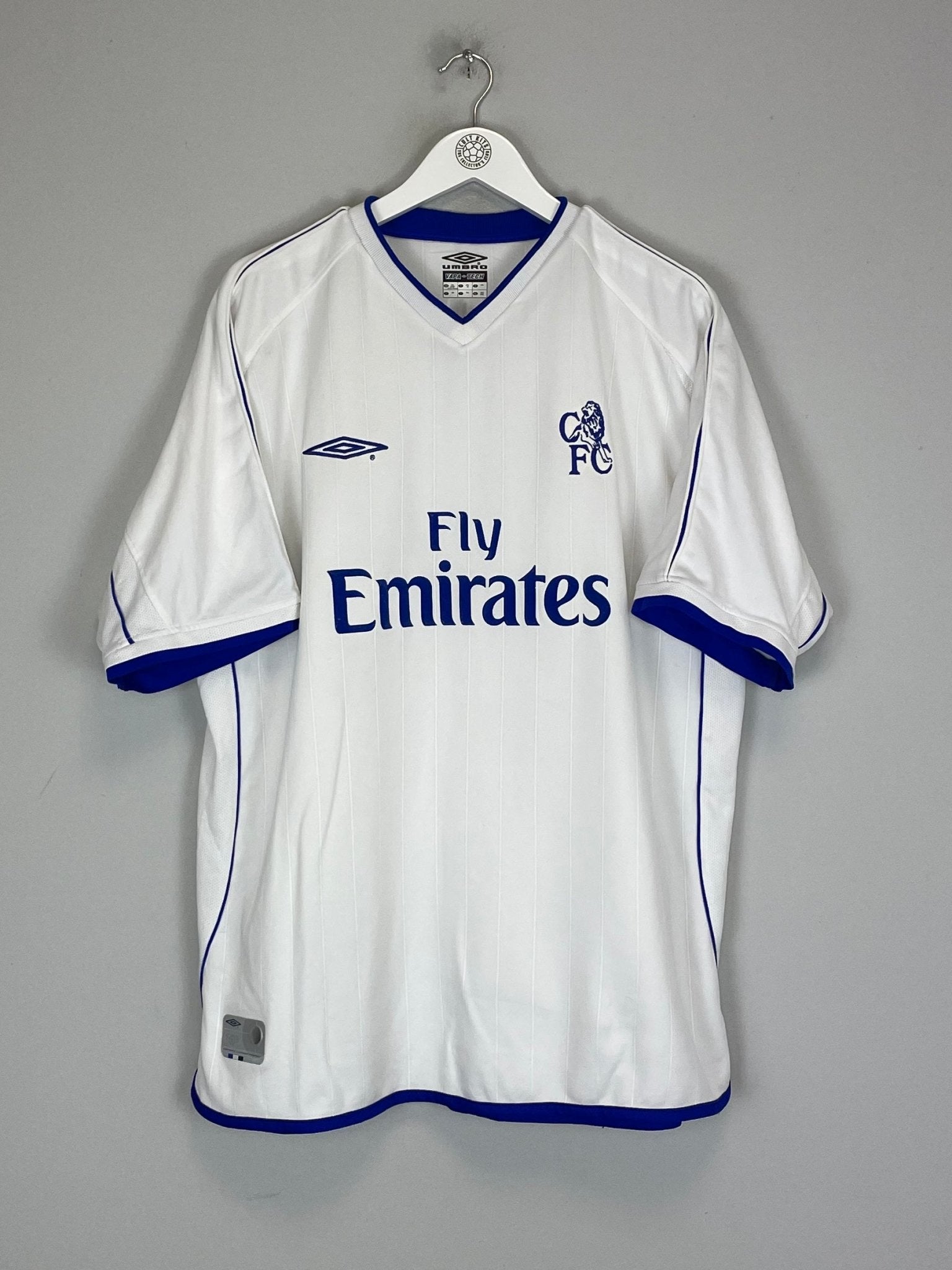 Shop 2001/03 CHELSEA TERRY #26 AWAY SHIRT (XXL) UMBRO, classic football shirts, vintage football shirts & retro soccer jerseys at Cult Kits