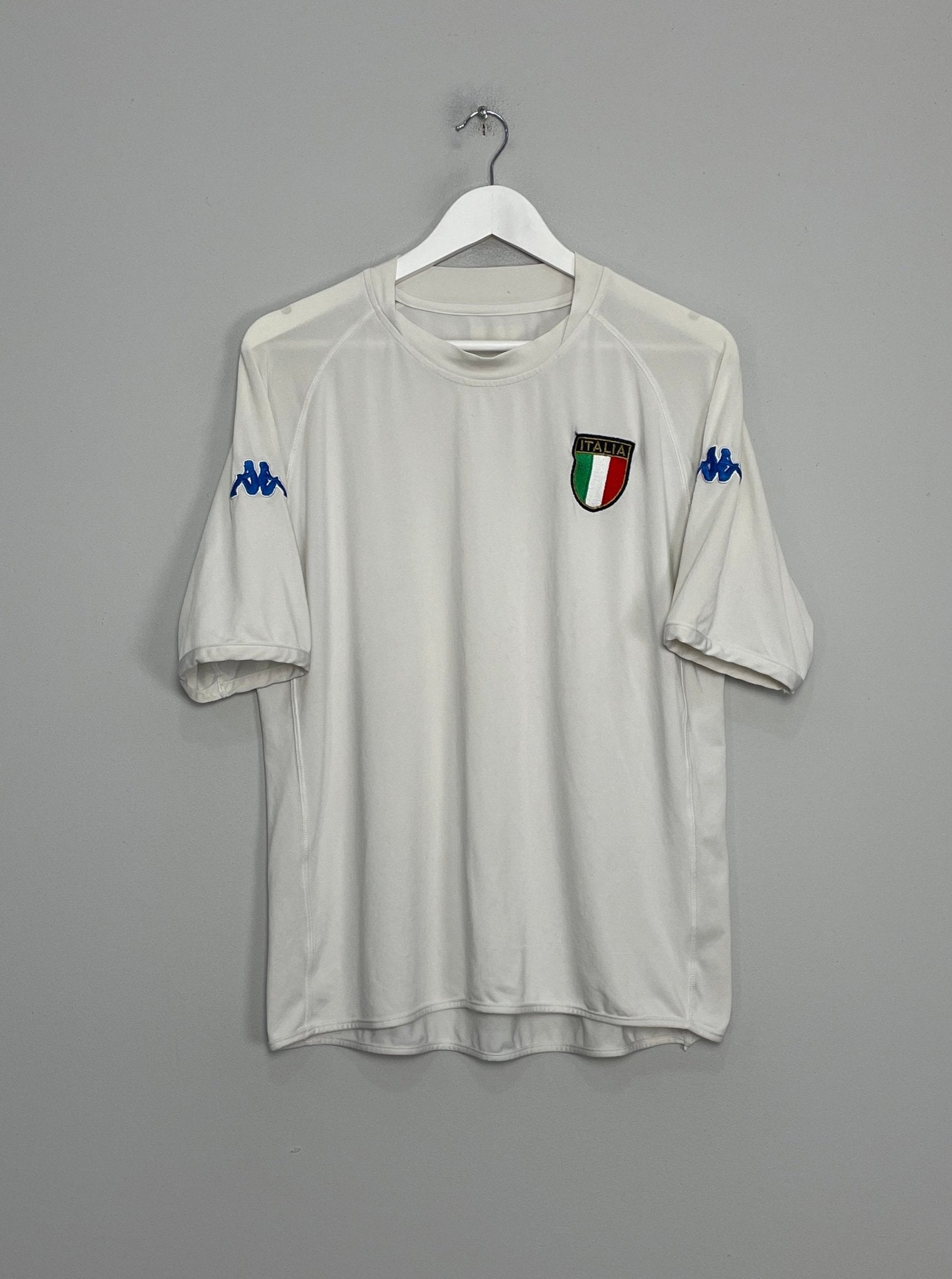 Shop 2001/03 ITALY AWAY SHIRT (M) KAPPA, classic football shirts, vintage football shirts & retro soccer jerseys at Cult Kits