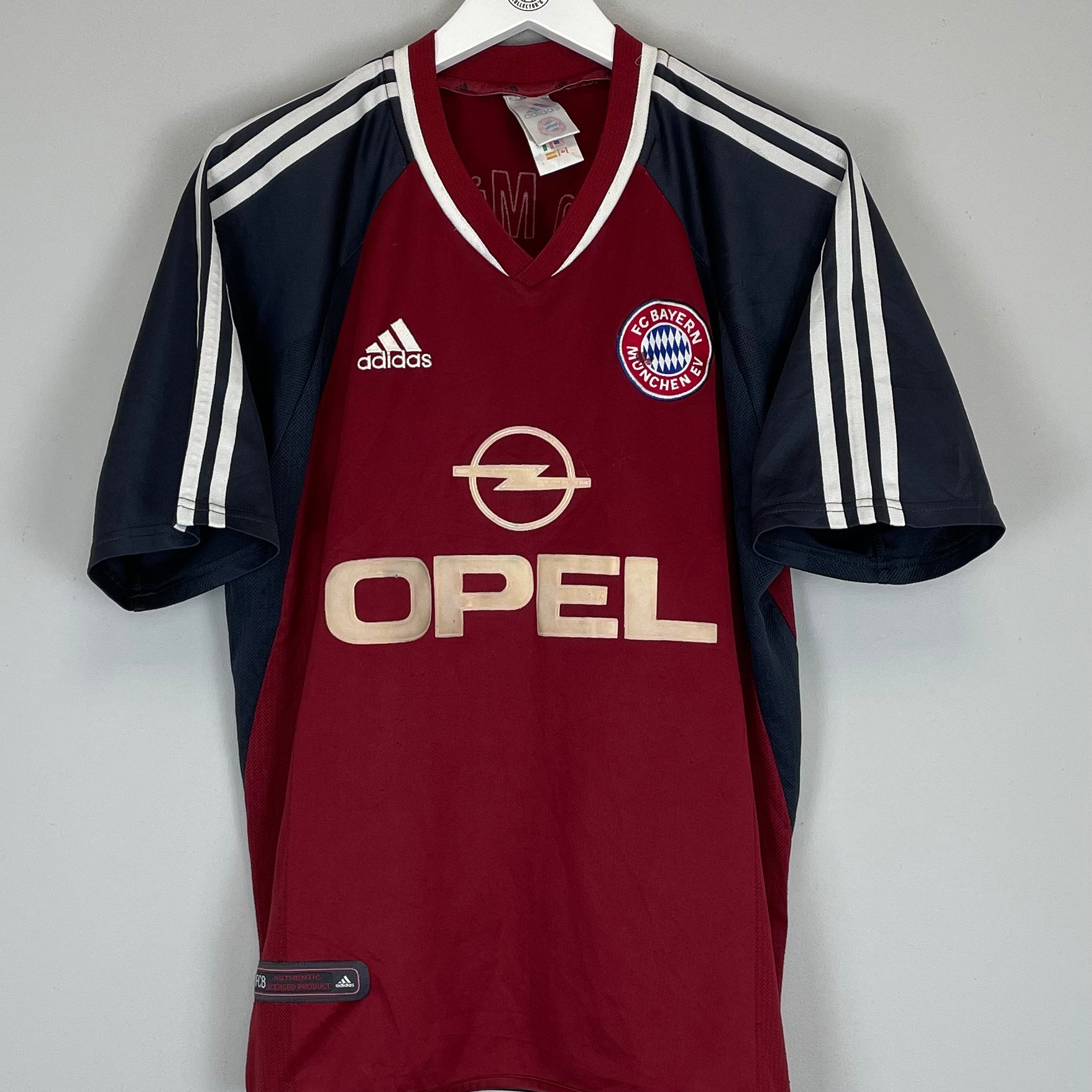 Shop 2001/02 BAYERN MUNICH HOME SHIRT (M) ADIDAS, classic football shirts, vintage football shirts & retro soccer jerseys at Cult Kits