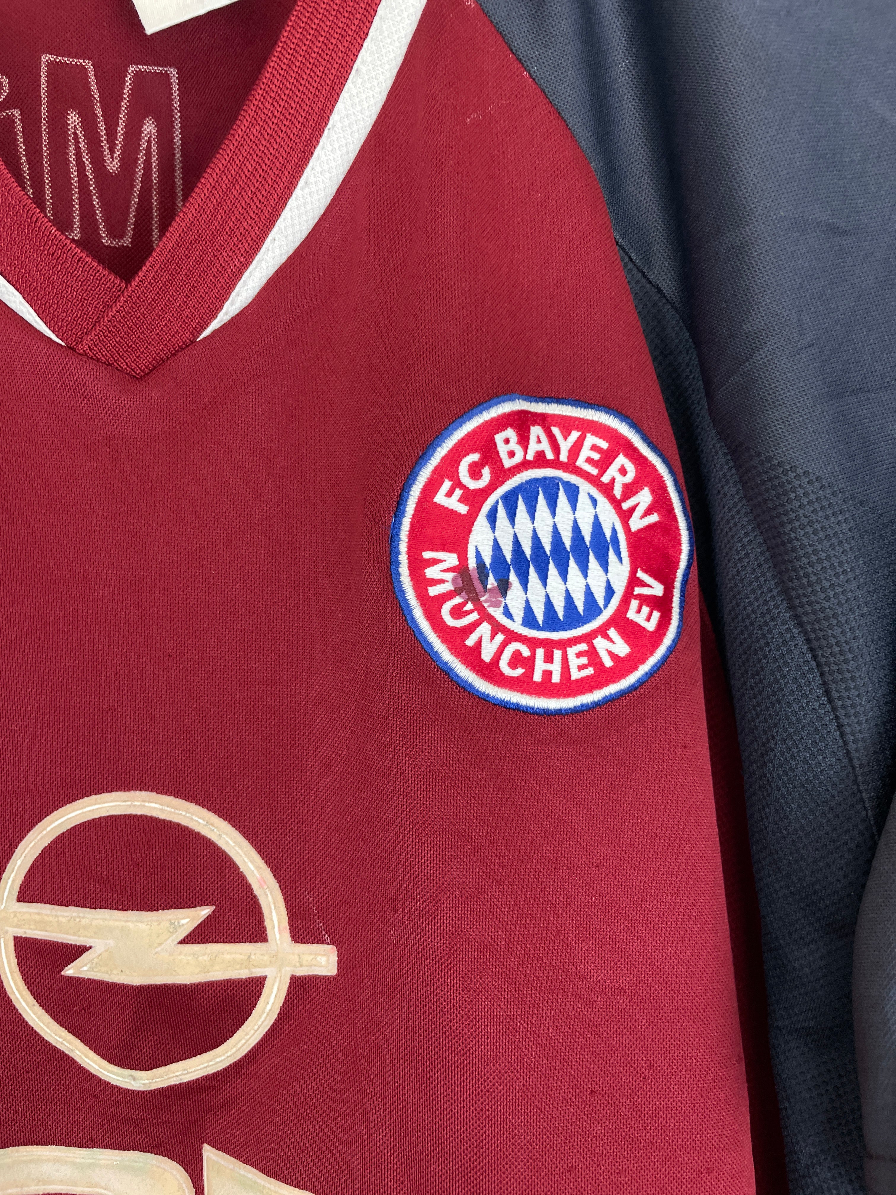Shop 2001/02 BAYERN MUNICH HOME SHIRT (M) ADIDAS, classic football shirts, vintage football shirts & retro soccer jerseys at Cult Kits