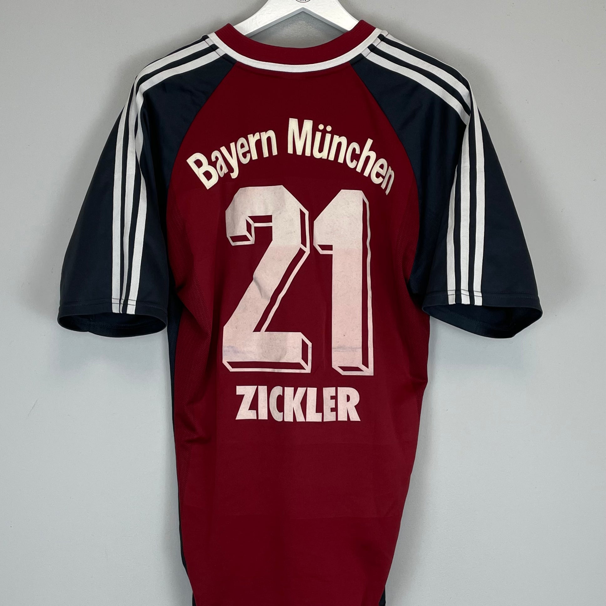 Shop 2001/02 BAYERN MUNICH ZICKLER #21 HOME SHIRT (M) ADIDAS, classic football shirts, vintage football shirts & retro soccer jerseys at Cult Kits