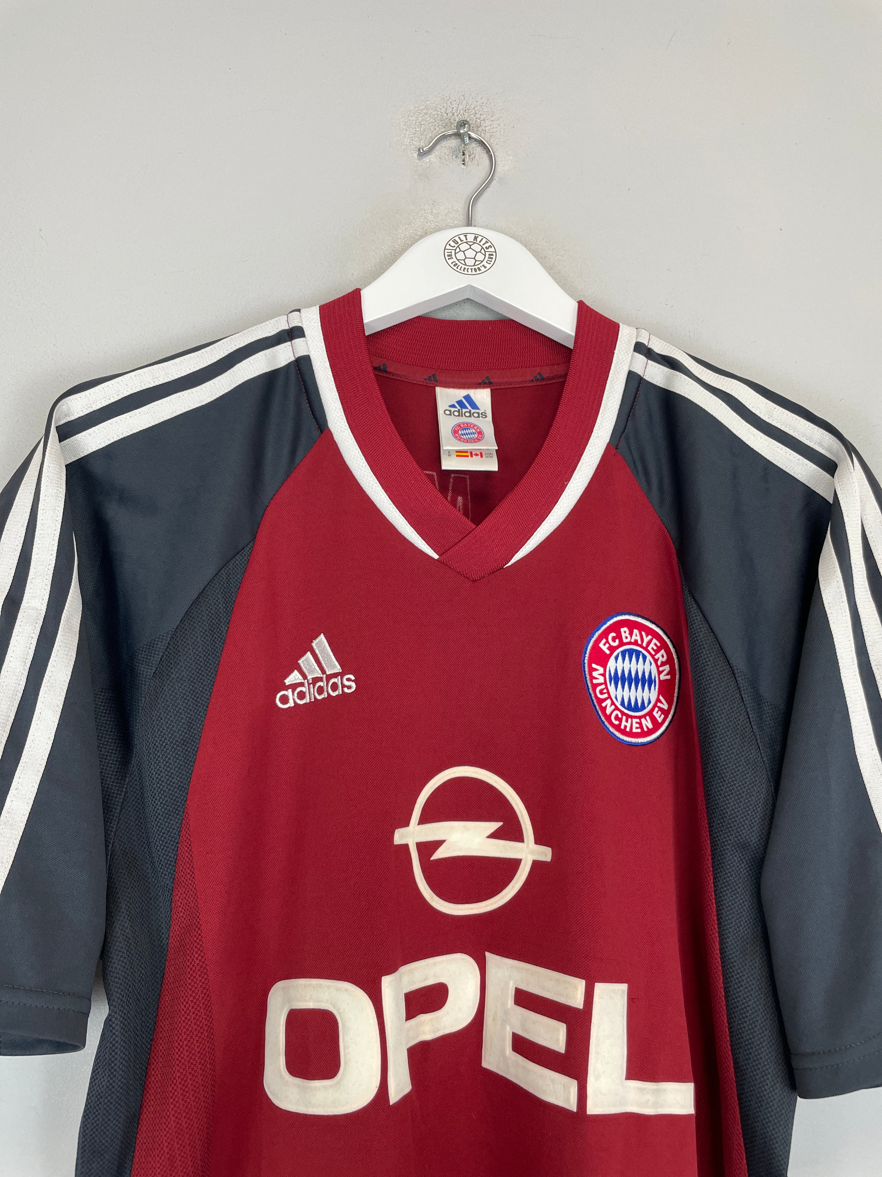 Shop 2001/02 BAYERN MUNICH ZICKLER #21 HOME SHIRT (M) ADIDAS, classic football shirts, vintage football shirts & retro soccer jerseys at Cult Kits
