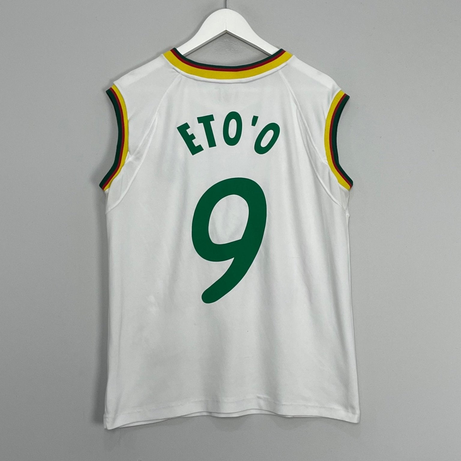 Shop 2002 CAMEROON ETO'O AWAY SHIRT (M) PUMA, classic football shirts, vintage football shirts & retro soccer jerseys at Cult Kits