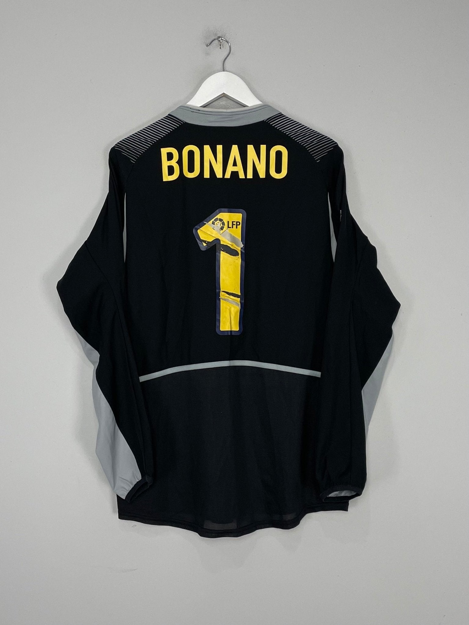Shop 2002/03 BARCELONA BONANO #1 GK SHIRT (M) NIKE, classic football shirts, vintage football shirts & retro soccer jerseys at Cult Kits