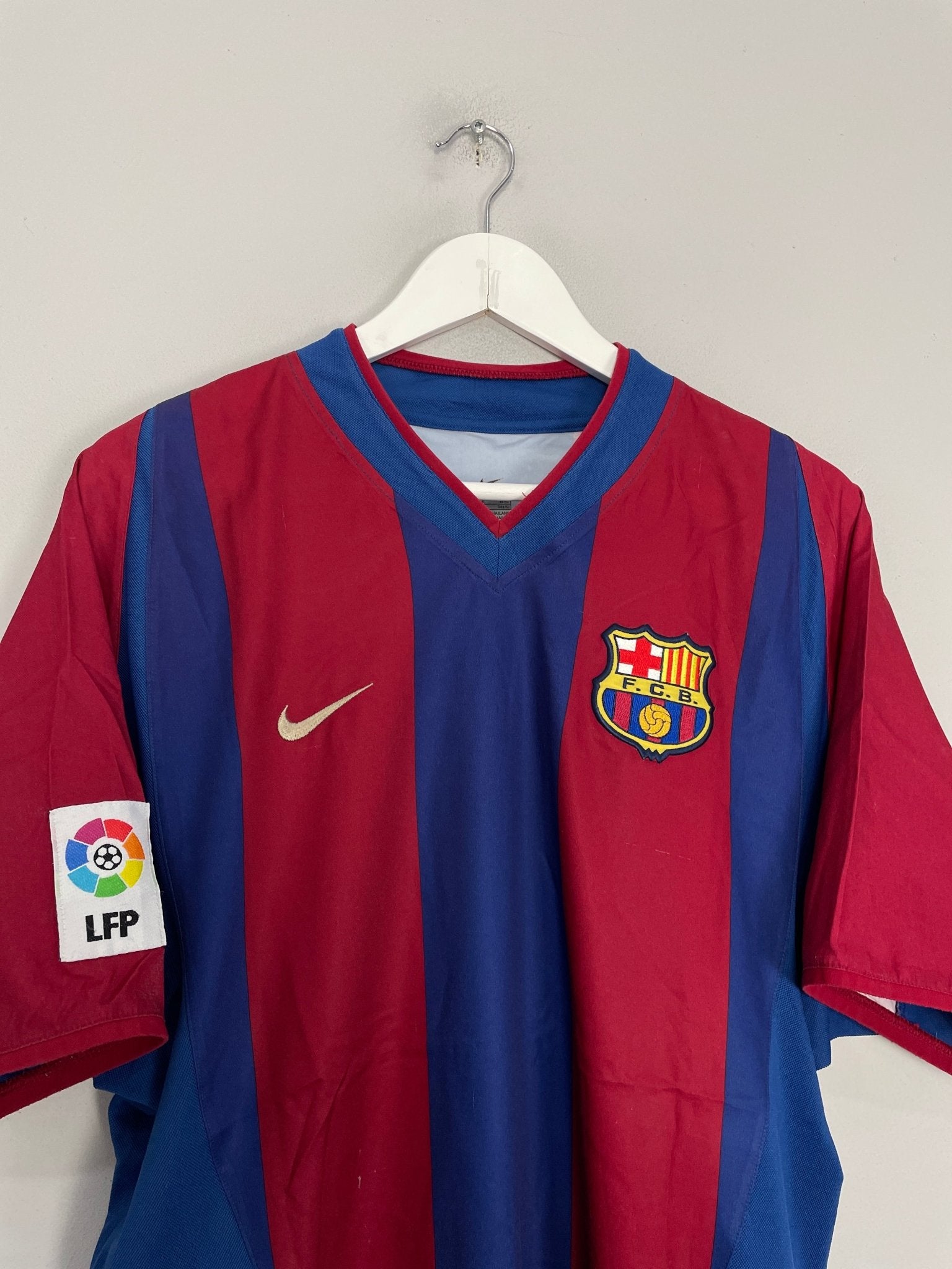 Shop 2002/03 BARCELONA RIQUELME #10 HOME SHIRT (M) NIKE, classic football shirts, vintage football shirts & retro soccer jerseys at Cult Kits