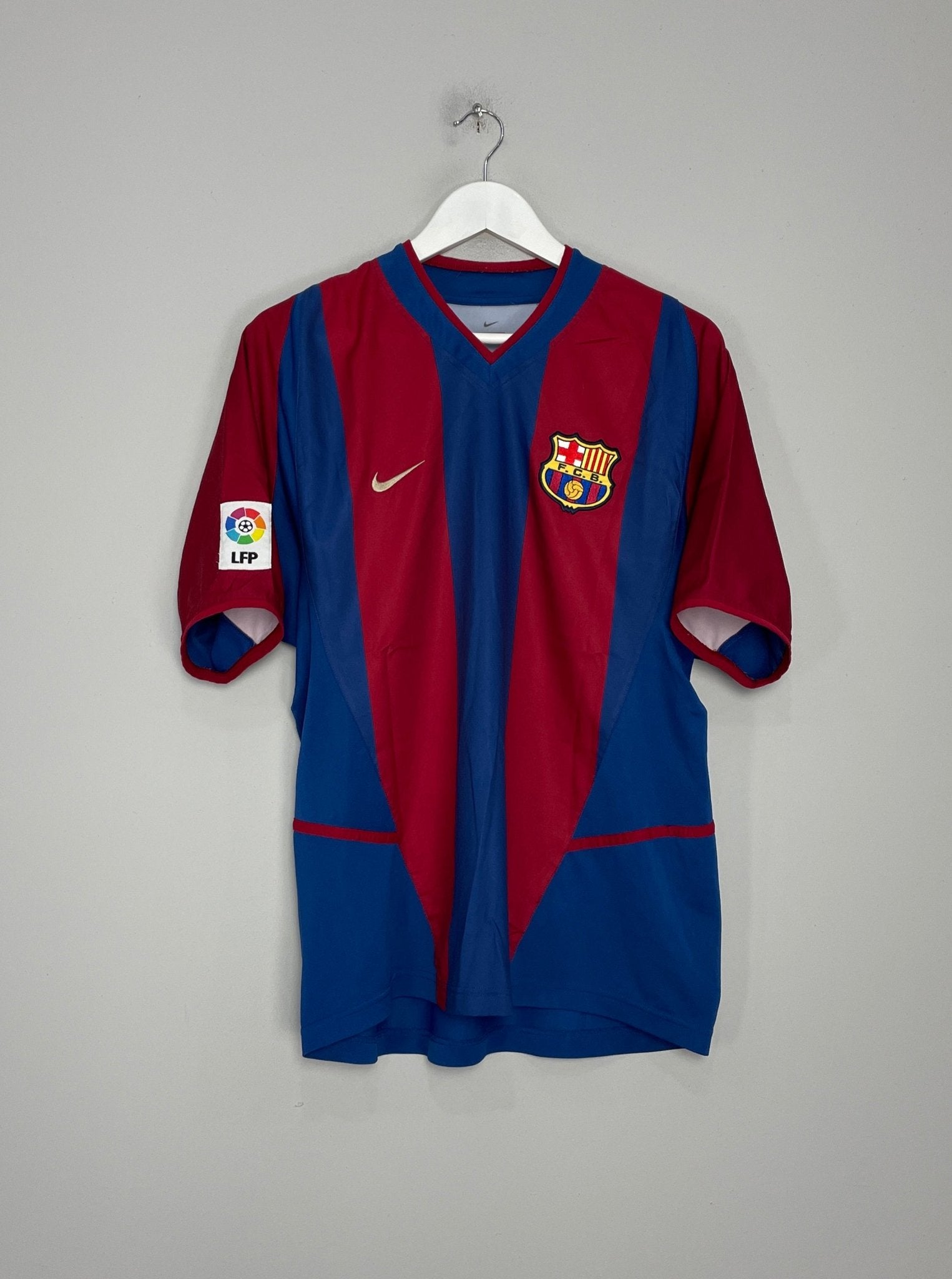 Shop 2002/03 BARCELONA RIQUELME #10 HOME SHIRT (M) NIKE, classic football shirts, vintage football shirts & retro soccer jerseys at Cult Kits