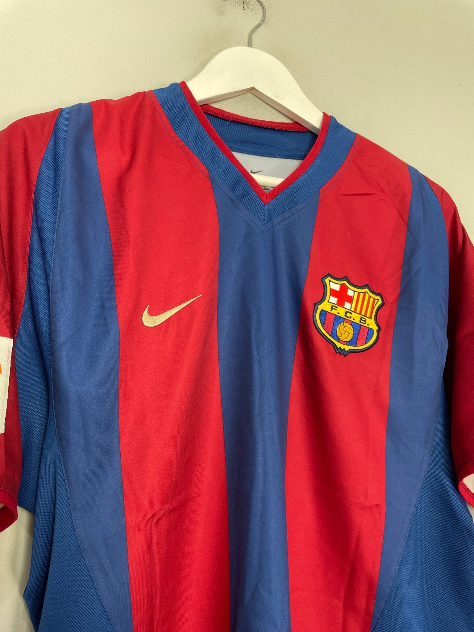 Shop 2002/03 BARCELONA RIQUELME #10 HOME SHIRT (M) NIKE, classic football shirts, vintage football shirts & retro soccer jerseys at Cult Kits