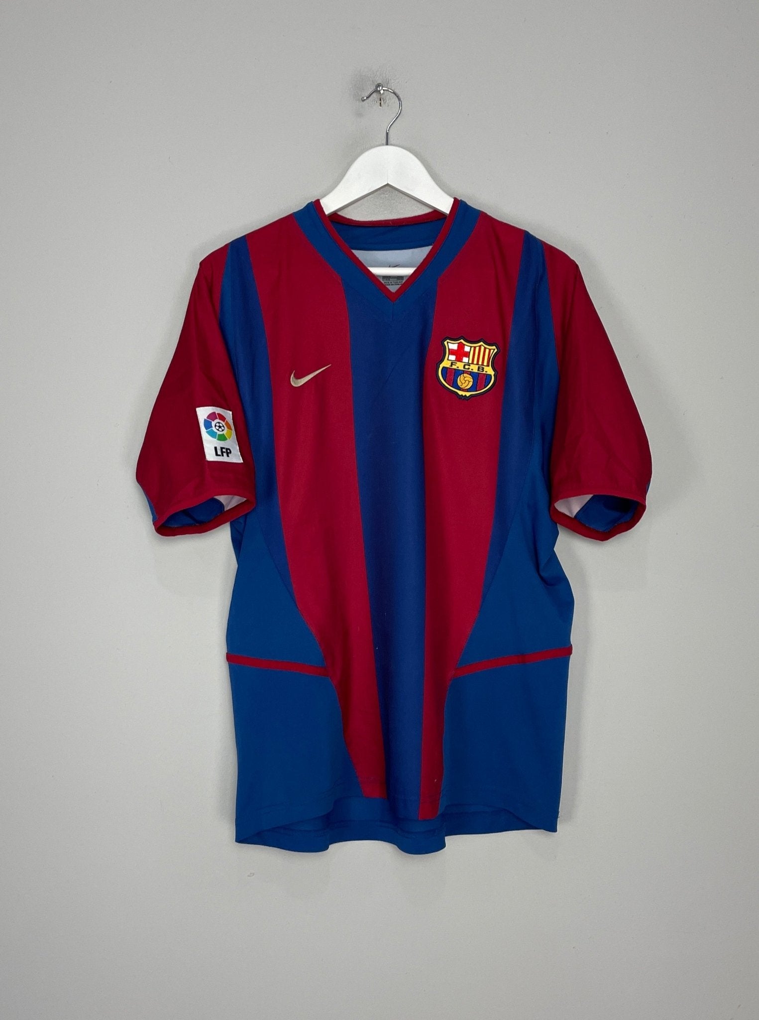 Shop 2002/03 BARCELONA RIQUELME #10 HOME SHIRT (M) NIKE, classic football shirts, vintage football shirts & retro soccer jerseys at Cult Kits