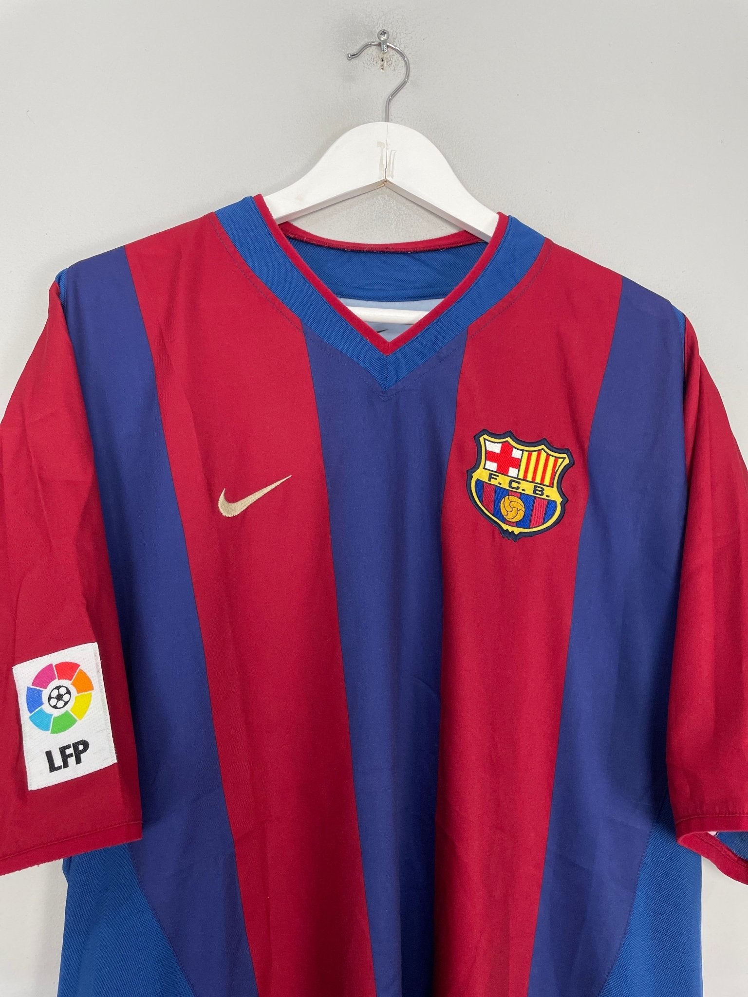 Shop 2002/03 BARCELONA RIQUELME #10 HOME SHIRT (XL) NIKE, classic football shirts, vintage football shirts & retro soccer jerseys at Cult Kits