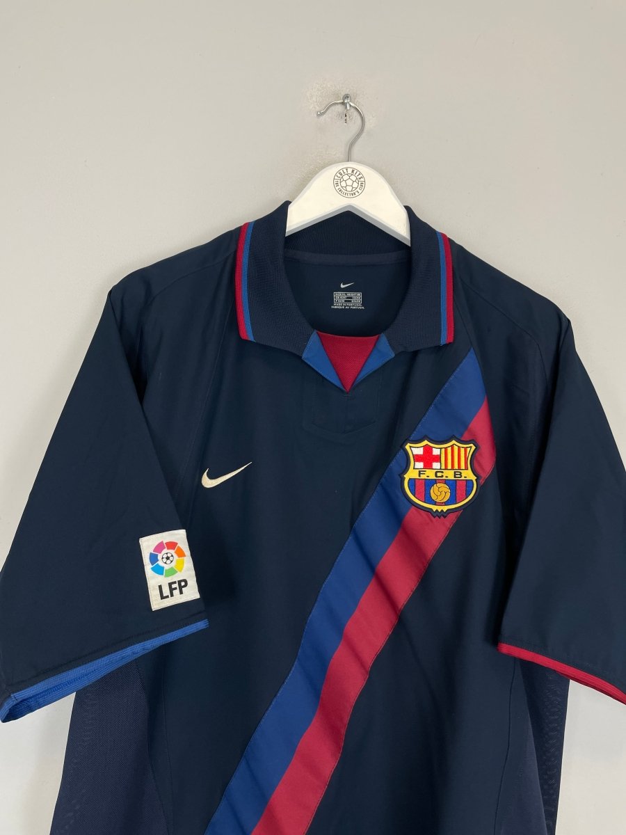 2002/03 BARCELONA RONALDINHO 10 AWAY SHIRT (XL) NIKE - Cult Kits - XL - Buy Vintage Football Shirts, Authentic Retro Football Shirts For Sale, Classic Football Shirts & Soccer Jersey