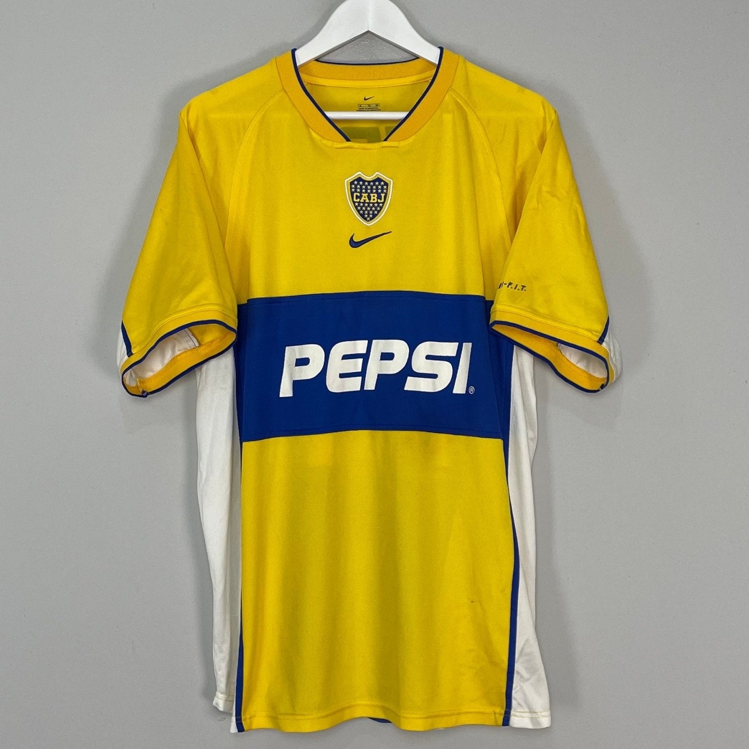 Shop 2002/03 BOCA JUNIORS AWAY SHIRT (XL) NIKE, classic football shirts, vintage football shirts & retro soccer jerseys at Cult Kits