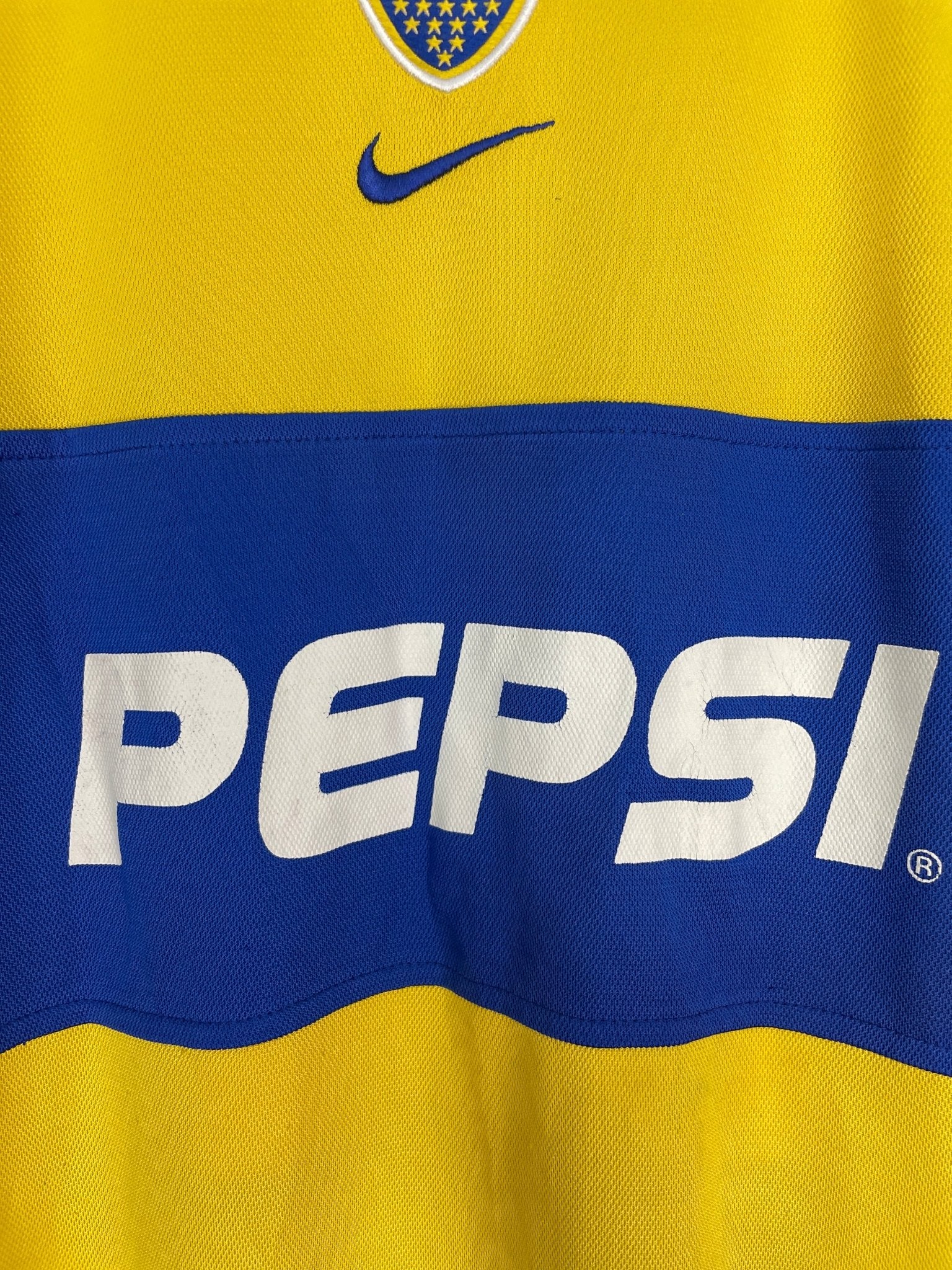 Shop 2002/03 BOCA JUNIORS AWAY SHIRT (XL) NIKE, classic football shirts, vintage football shirts & retro soccer jerseys at Cult Kits