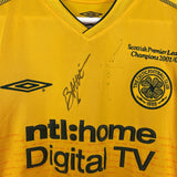 Shop 2002/03 CELTIC *SIGNED* L/S AWAY SHIRT (M) UMBRO, classic football shirts, vintage football shirts & retro soccer jerseys at Cult Kits