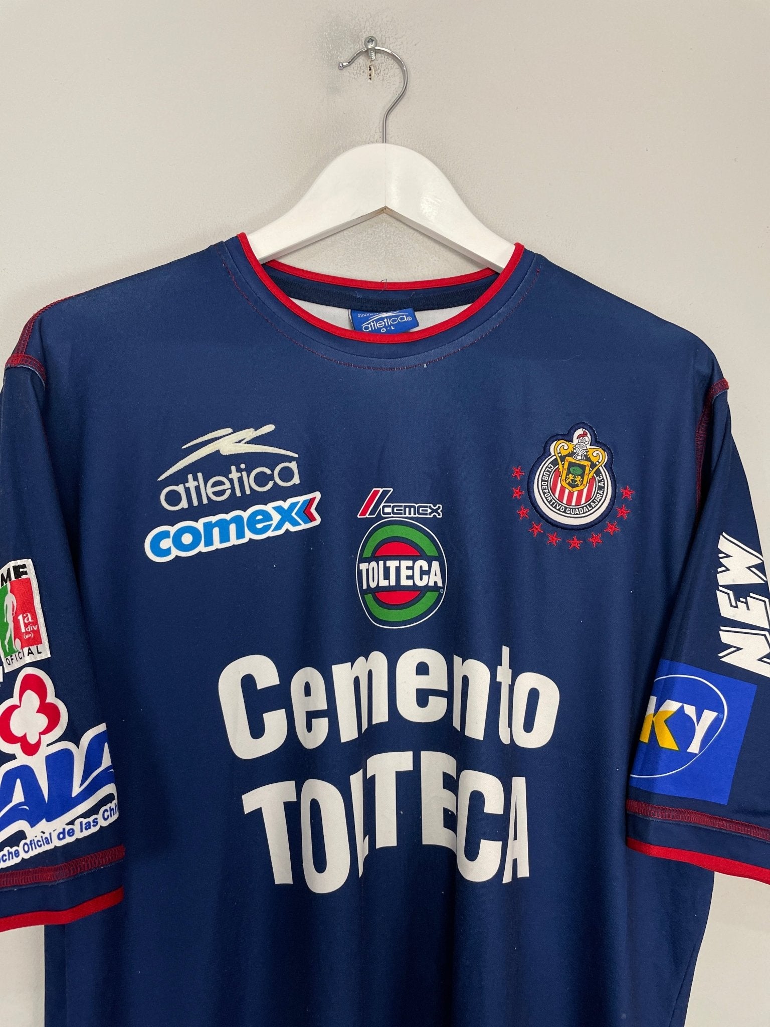 Shop 2002/03 CHIVAS GUADALAJARA AWAY SHIRT (L) ATLETICA, classic football shirts, vintage football shirts & retro soccer jerseys at Cult Kits