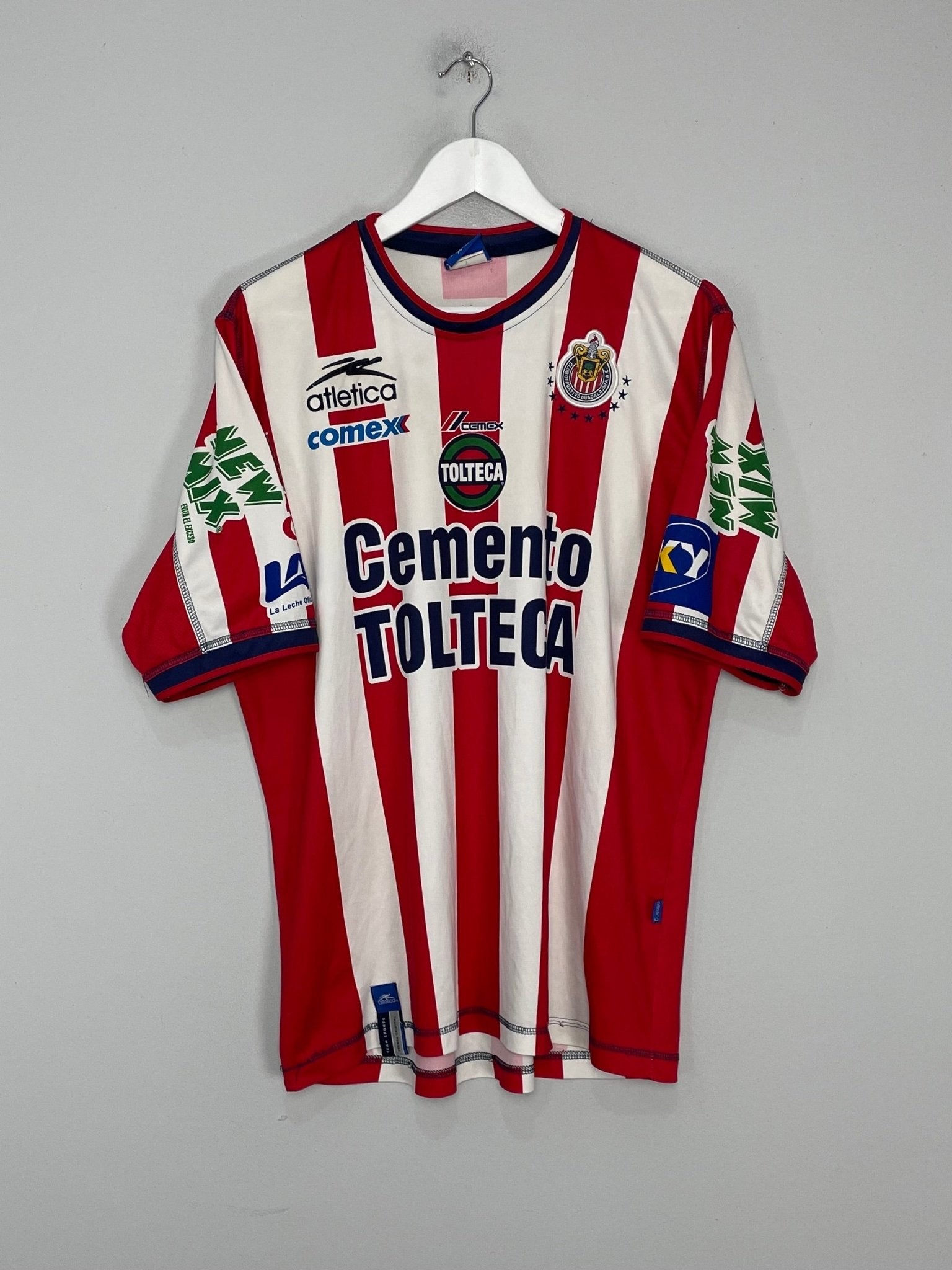 Shop 2002/03 CHIVAS GUADALAJARA HOME SHIRT (XL) ATLETICA, classic football shirts, vintage football shirts & retro soccer jerseys at Cult Kits
