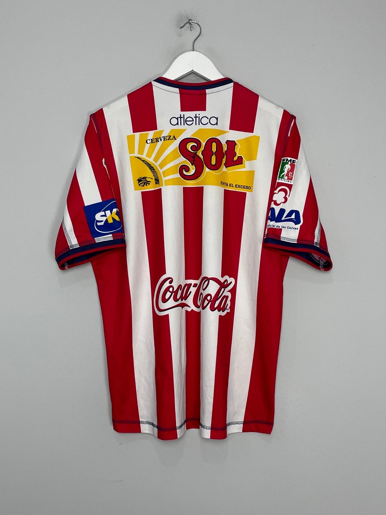 Shop 2002/03 CHIVAS GUADALAJARA HOME SHIRT (XL) ATLETICA, classic football shirts, vintage football shirts & retro soccer jerseys at Cult Kits
