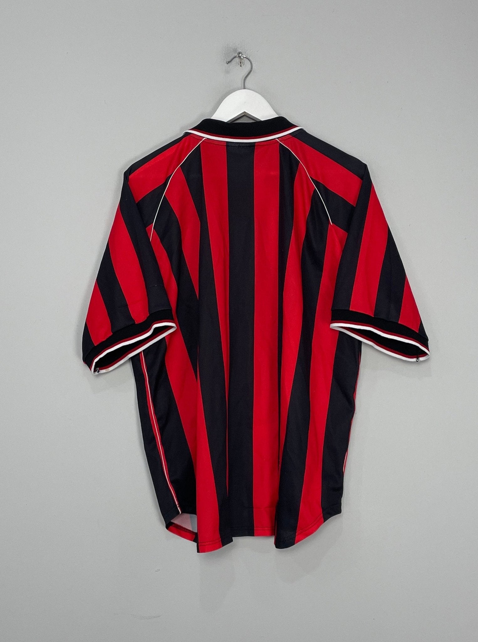 2002/03 EINTRACHT FRANKFURT HOME SHIRT (L) FILA – Cult Kits
