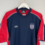 Shop 2002/03 ENGLAND TRAINING SHIRT (L) UMBRO, classic football shirts, vintage football shirts & retro soccer jerseys at Cult Kits