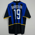 Shop 2002/03 INTER MILAN BATISTUTA #19 HOME SHIRT (XL) NIKE, classic football shirts, vintage football shirts & retro soccer jerseys at Cult Kits