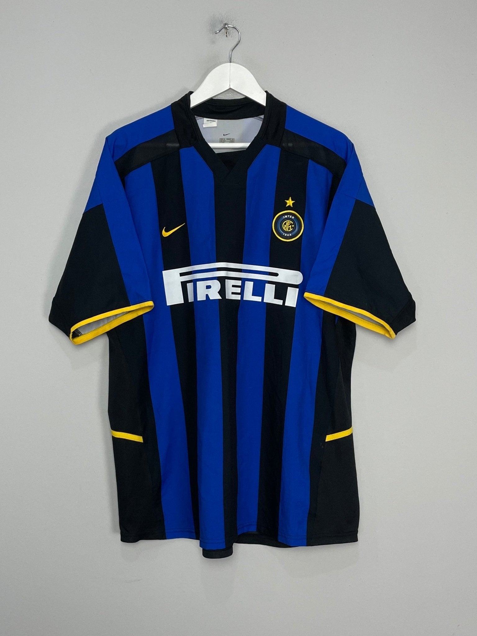 Shop 2002/03 INTER MILAN BATISTUTA #19 HOME SHIRT (XL) NIKE, classic football shirts, vintage football shirts & retro soccer jerseys at Cult Kits