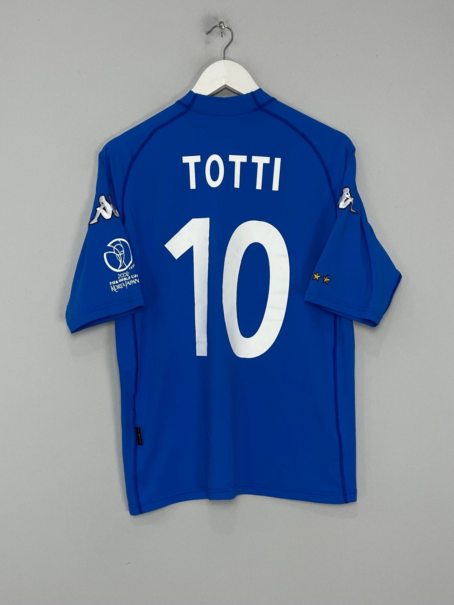 Shop 2002/03 ITALY TOTTI #10 HOME SHIRT (XL) KAPPA, classic football shirts, vintage football shirts & retro soccer jerseys at Cult Kits